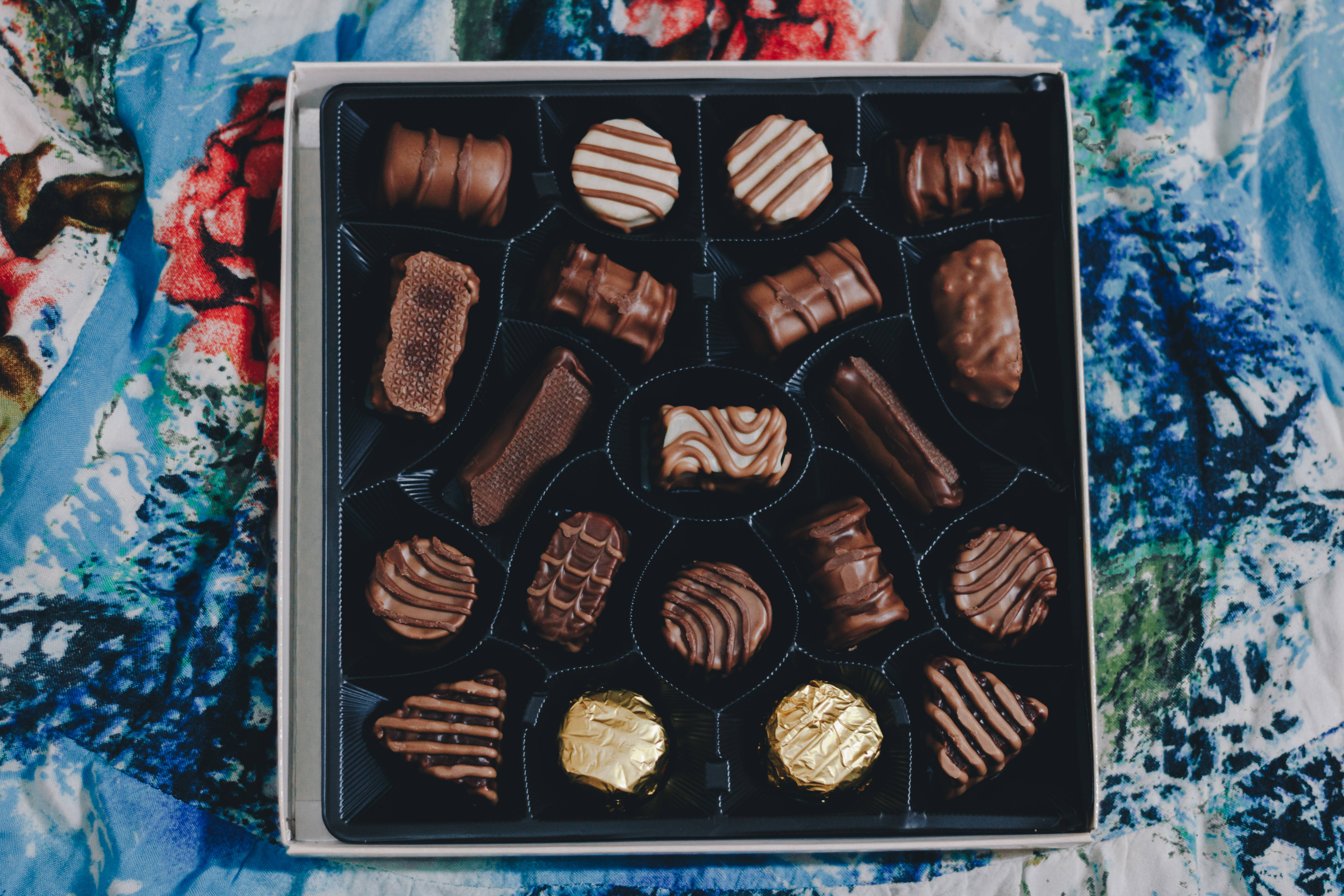 Chocolate Truffles In Box, black box, assorted chocolates, 5K Desktop Wallpaper