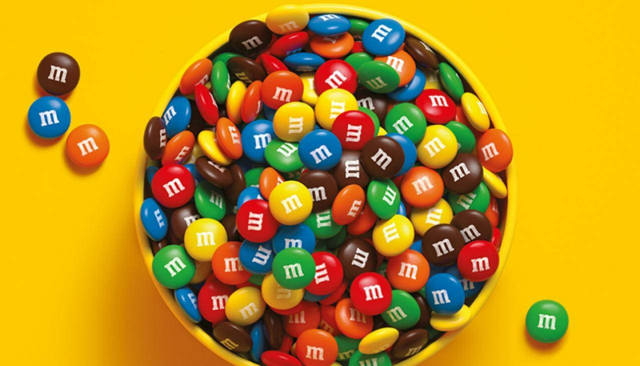M&M's, bright yellow bowl, colorful M&M's, HD Desktop Wallpaper
