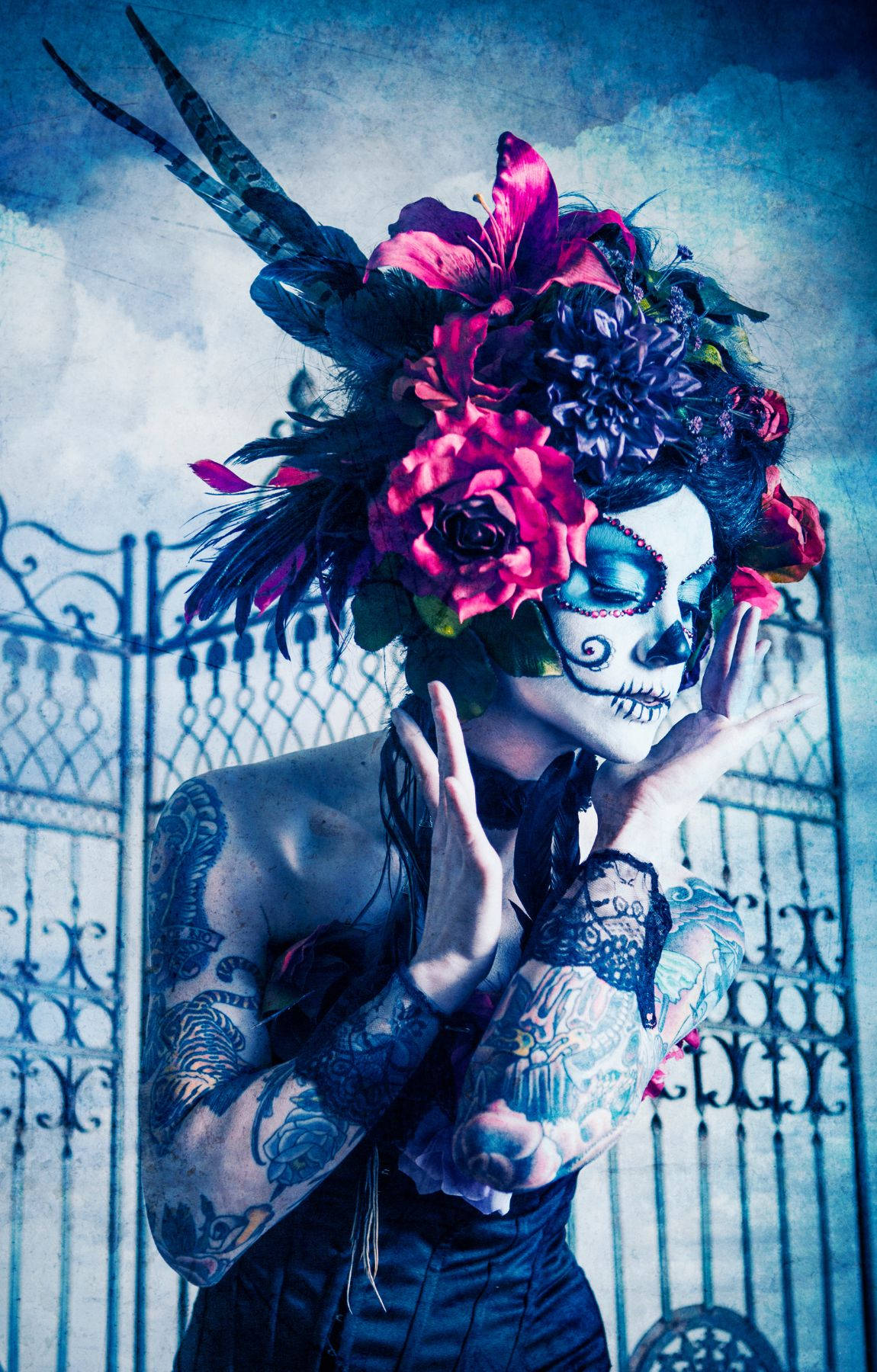 Chola Sugar Skulls, sugar skull makeup, vibrant floral headdress, HD Phone Wallpaper