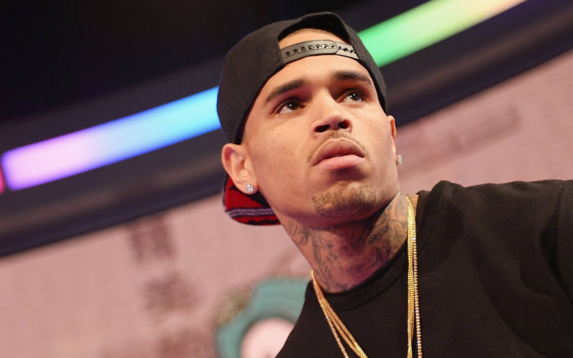 Chris Brown, black cap, gold chains, Full HD Desktop Wallpaper