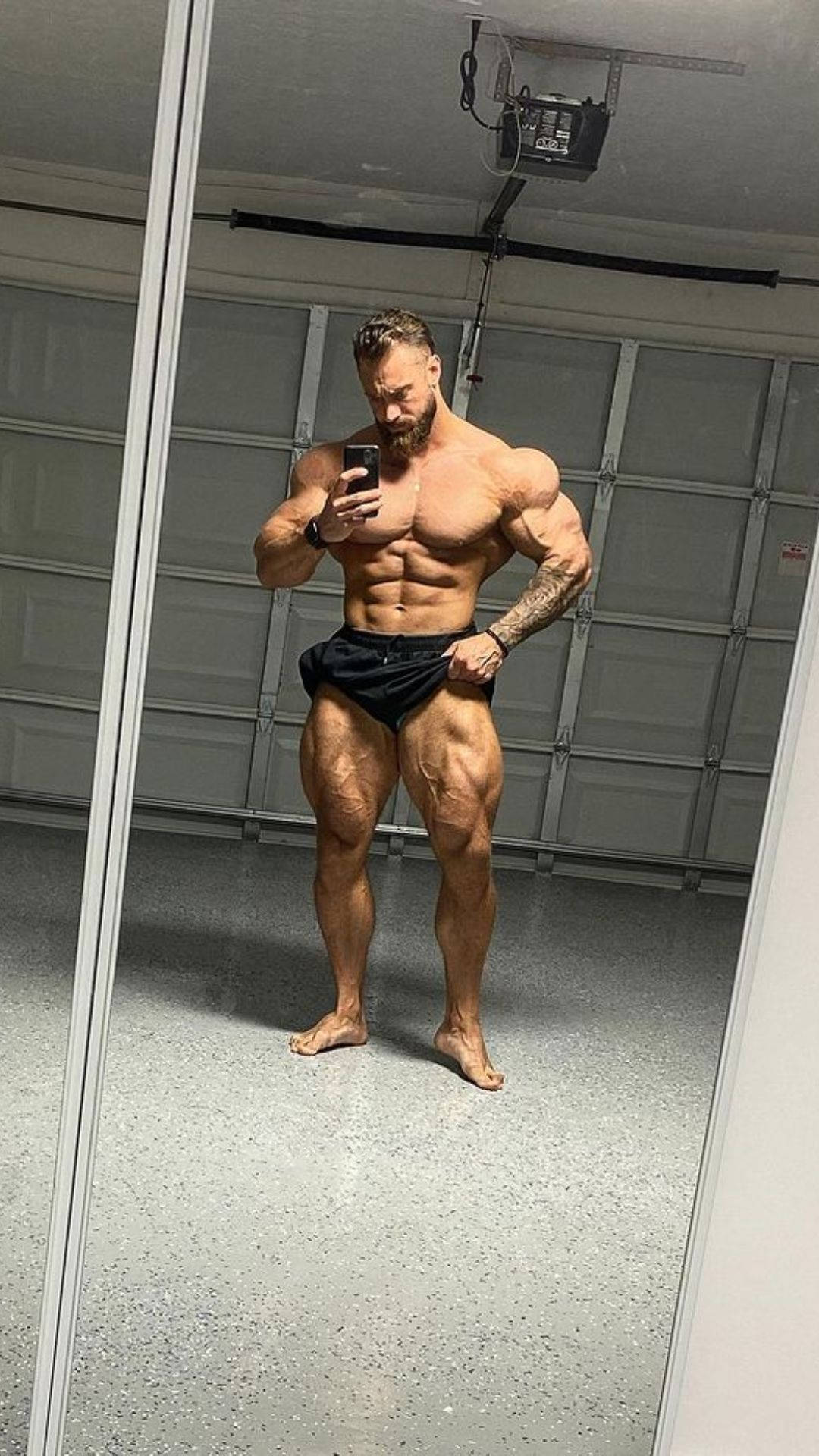 Chris Bumstead, garage mirror, phone, Full HD Phone Wallpaper