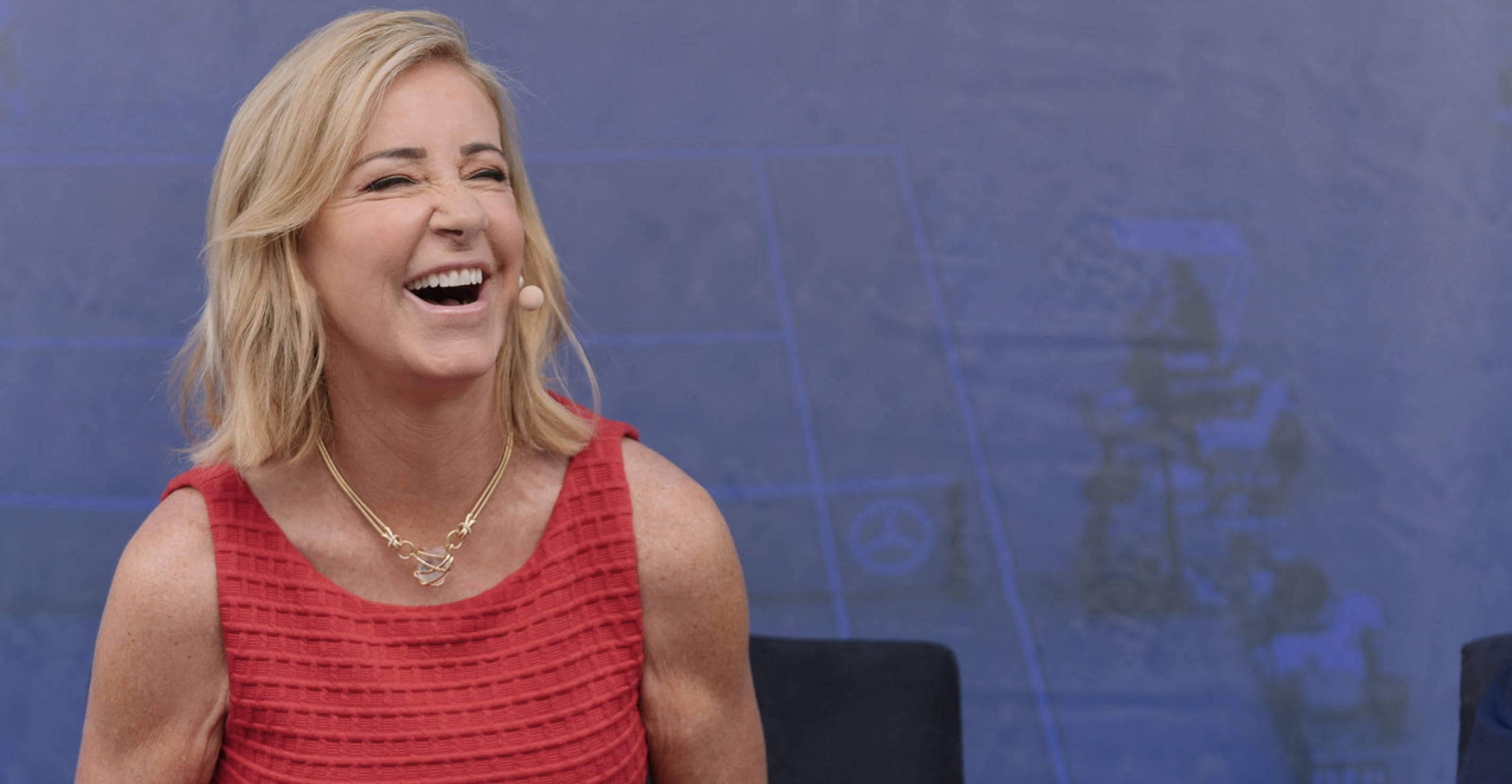 Chris Evert, red dress, blue tennis court, 2K Desktop Wallpaper
