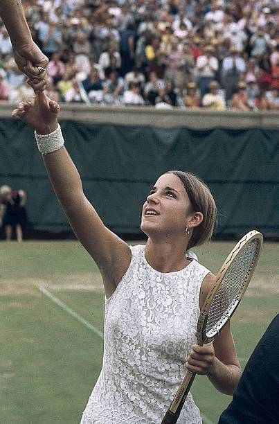 Chris Evert, white lace dress, grass court, SD Phone Wallpaper