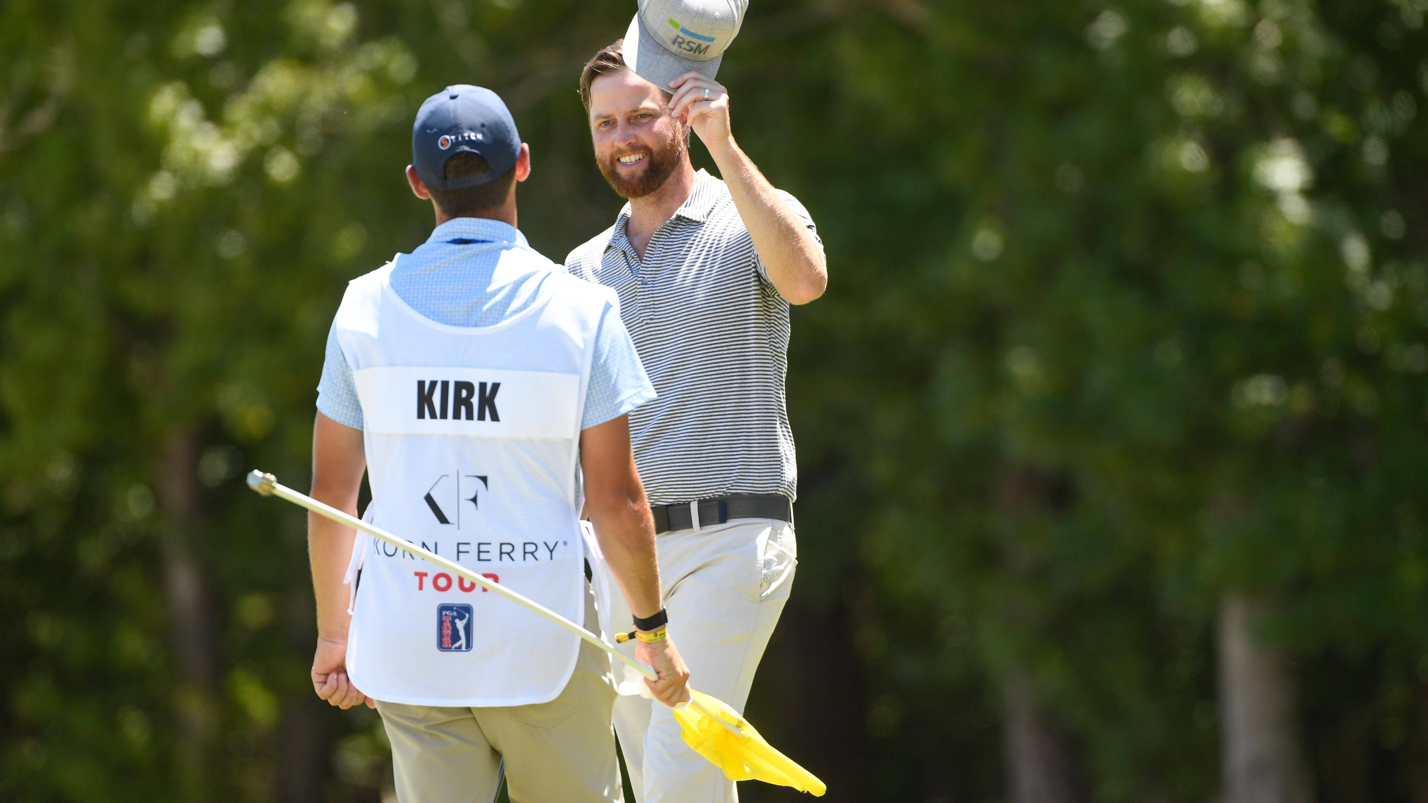Chris Kirk, caddie, striped shirt, 5K Desktop Wallpaper