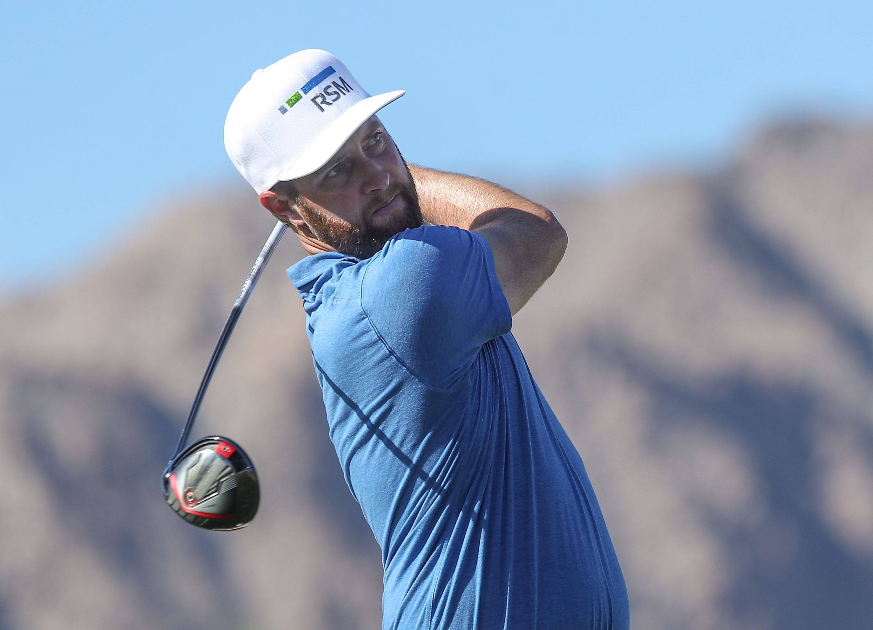 Chris Kirk, golf club, blue shirt, 2K Desktop Wallpaper