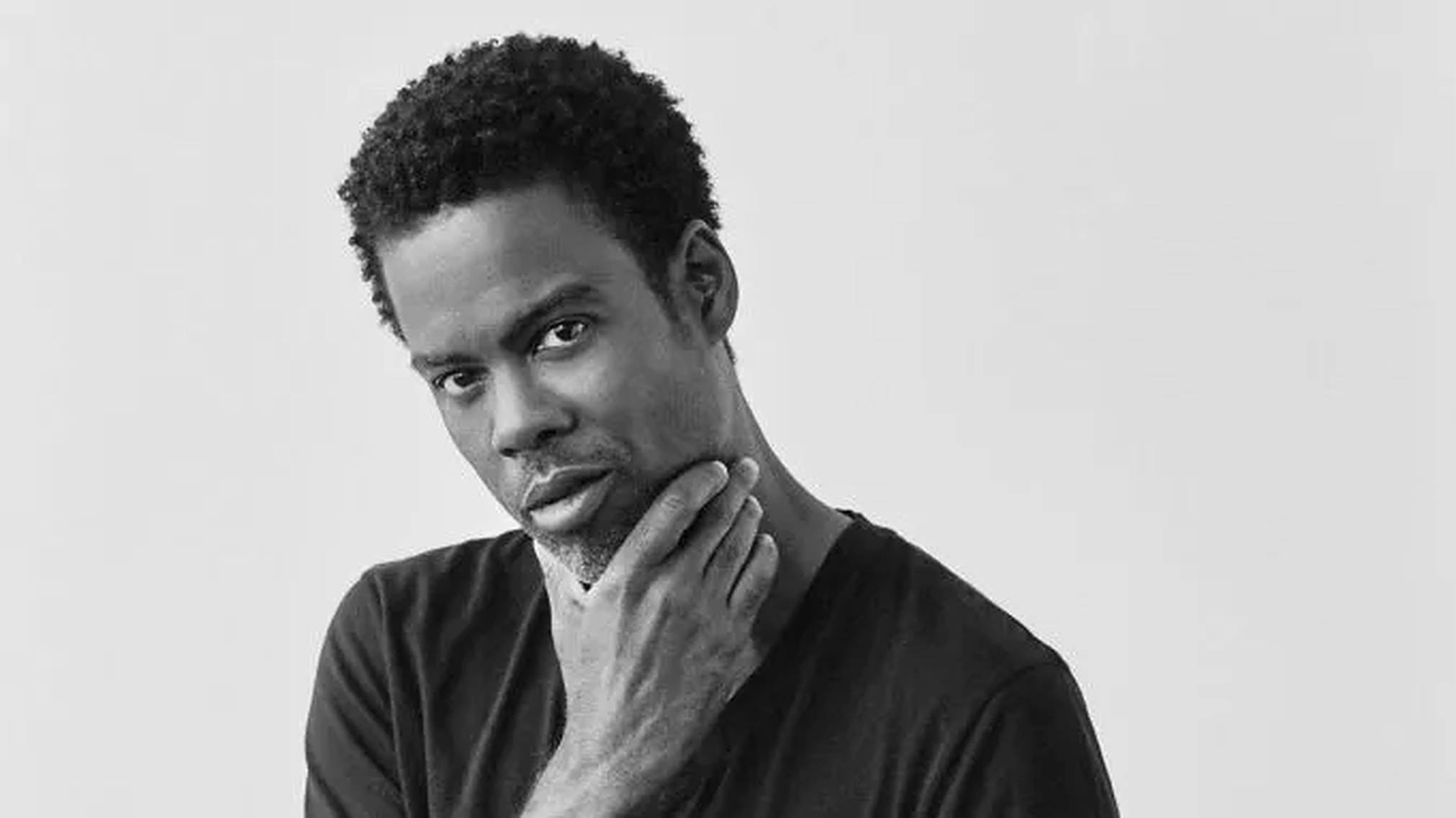 Chris Rock, greyscale portrait, curly hair, Full HD Desktop Wallpaper