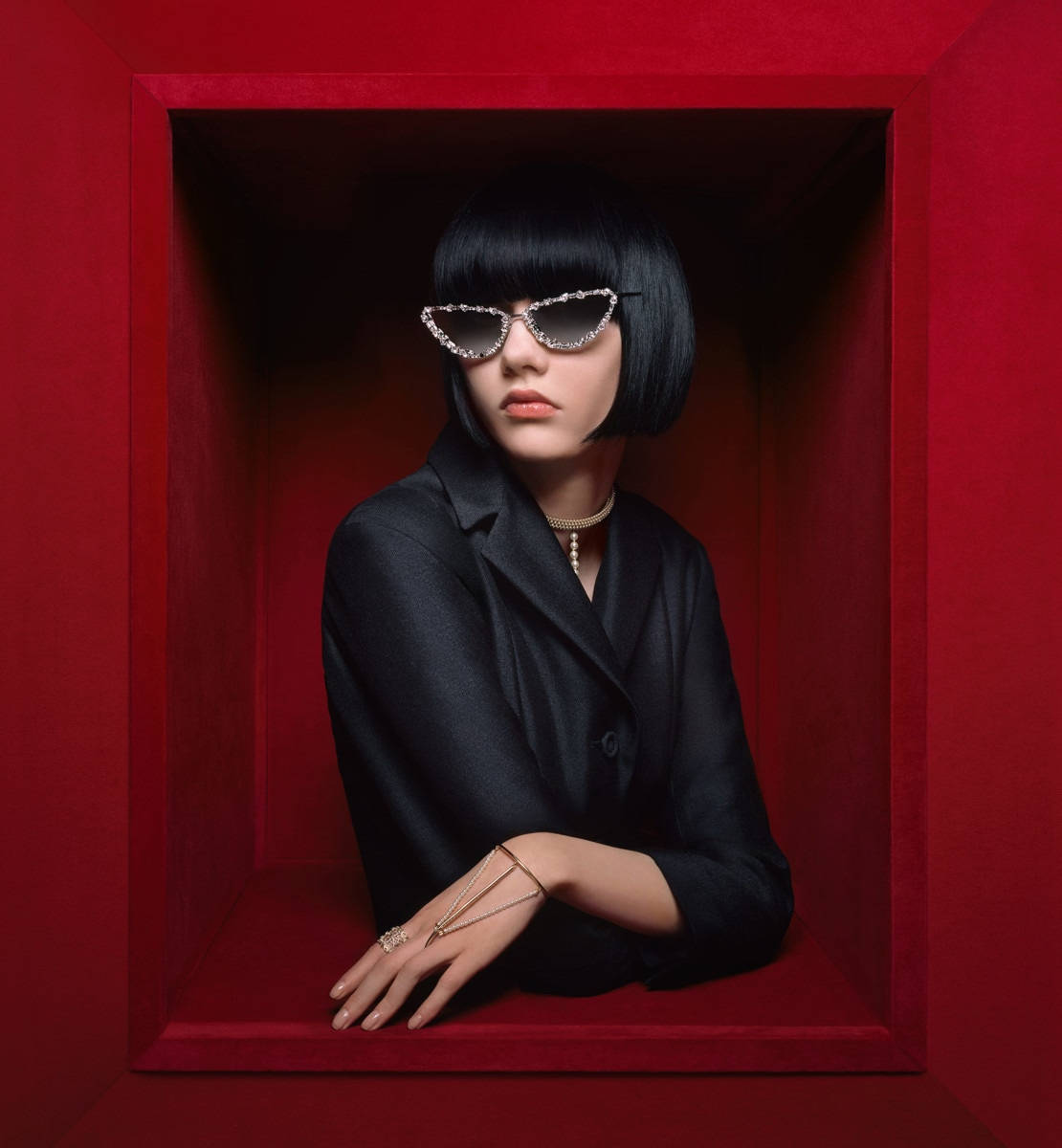 Christian Dior, butterfly sunglass, cat-eye glasses, SD Phone Wallpaper