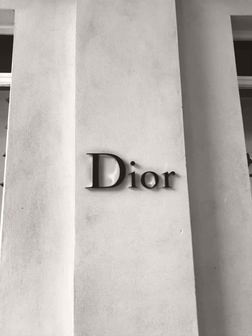 Christian Dior, Dior logo, textured concrete pillar, SD Phone Wallpaper