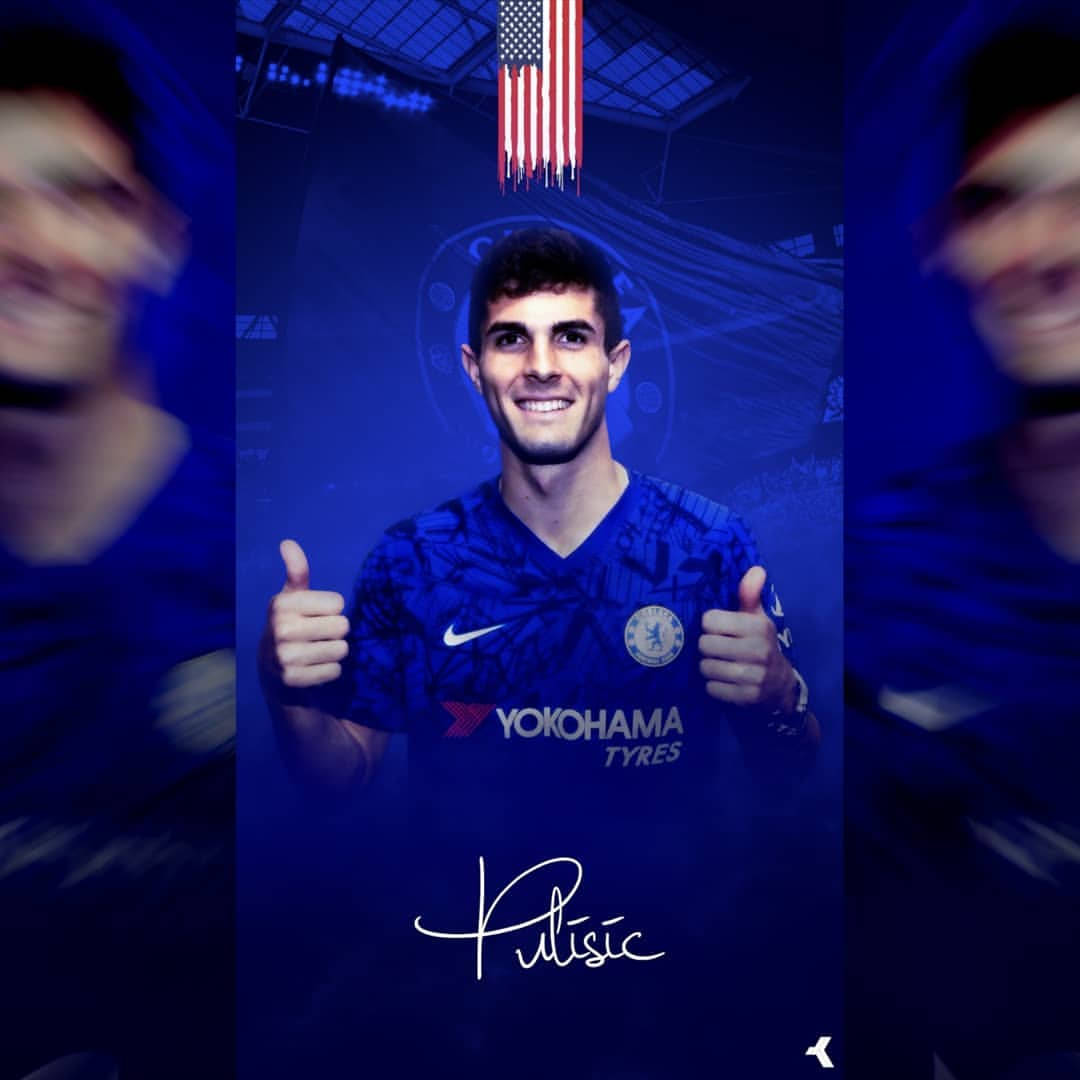 Christian Pulisic, blue Chelsea jersey, dark blue stadium backdrop, SD Desktop Wallpaper