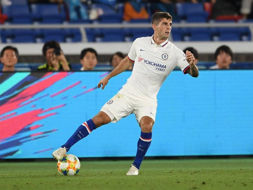 Christian Pulisic, white kit, colorful ball, SD Desktop Wallpaper