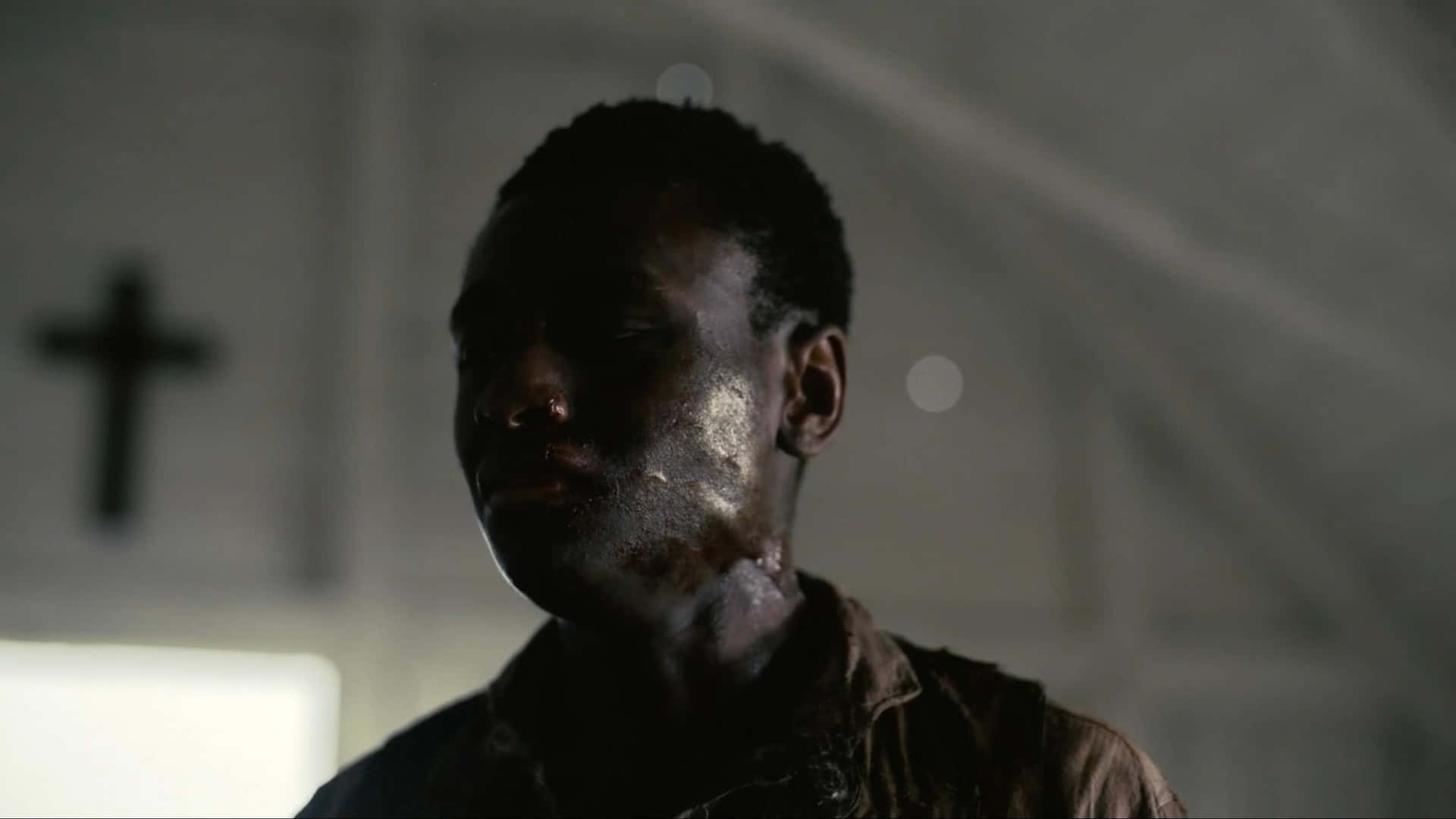 man, soot on his face, dimly lit church, Full HD Desktop Wallpaper