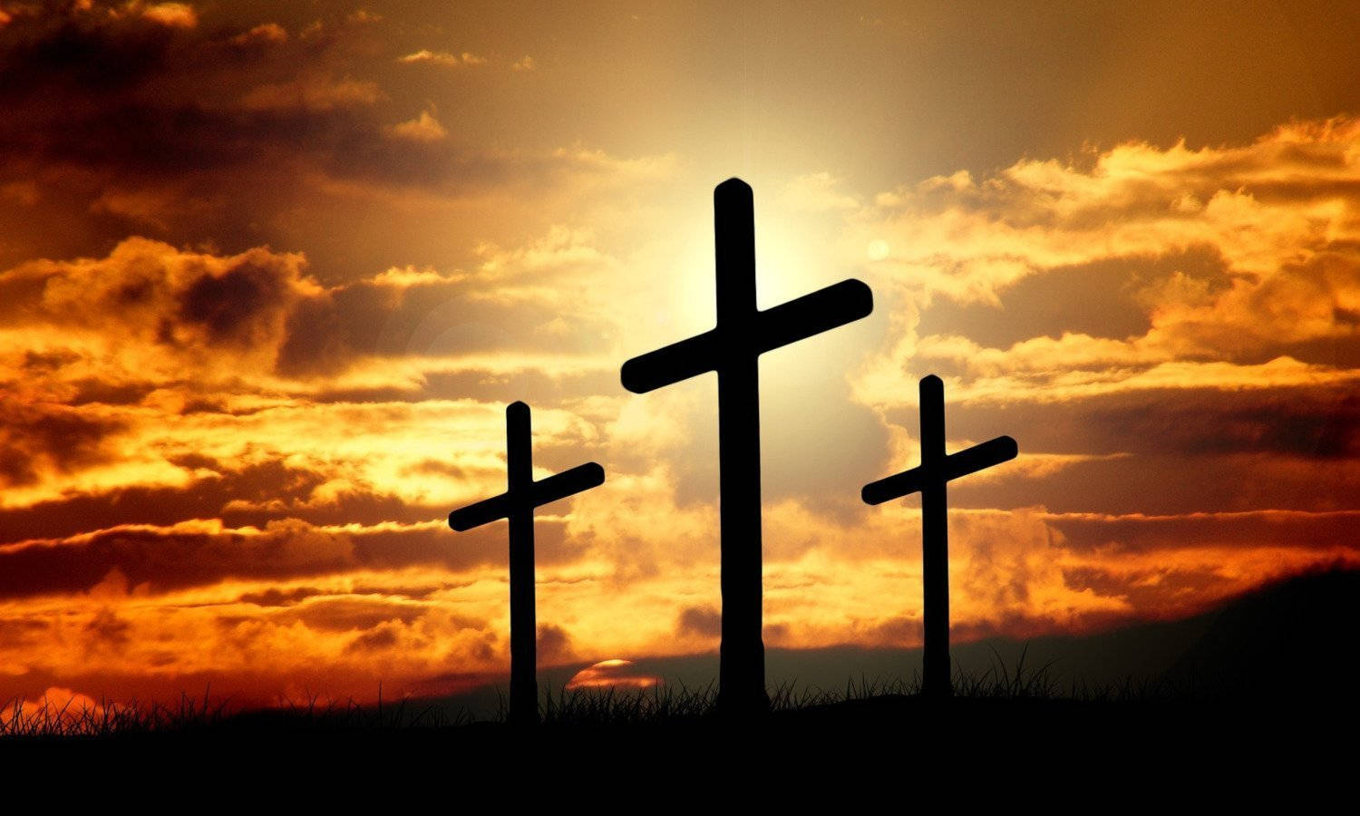 the cross at mt calvary, Christianity, fiery orange and gold sunset, HD Desktop Wallpaper