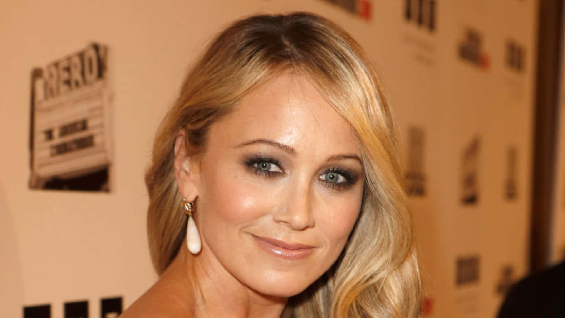 Christine Taylor, blue dress, blonde woman, Full HD Desktop Wallpaper