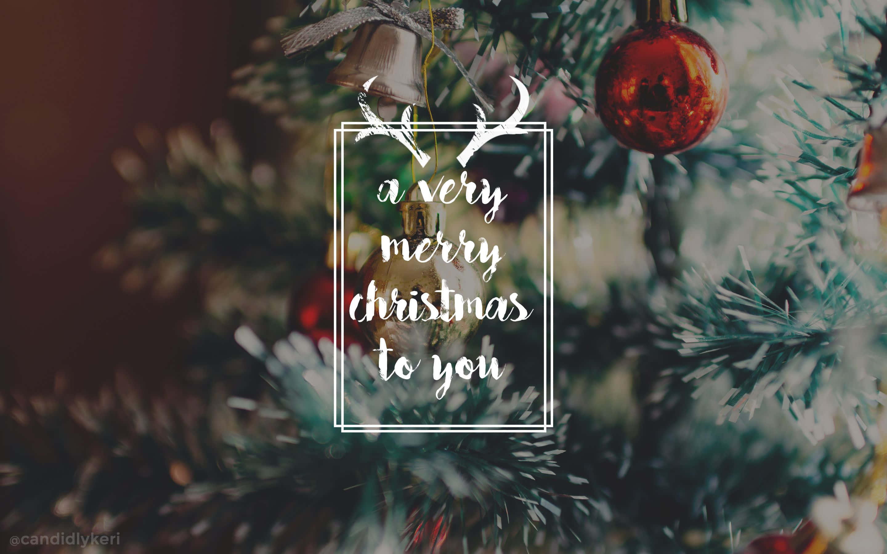 Christmas tree, red ornaments, bell, 2K Desktop Wallpaper