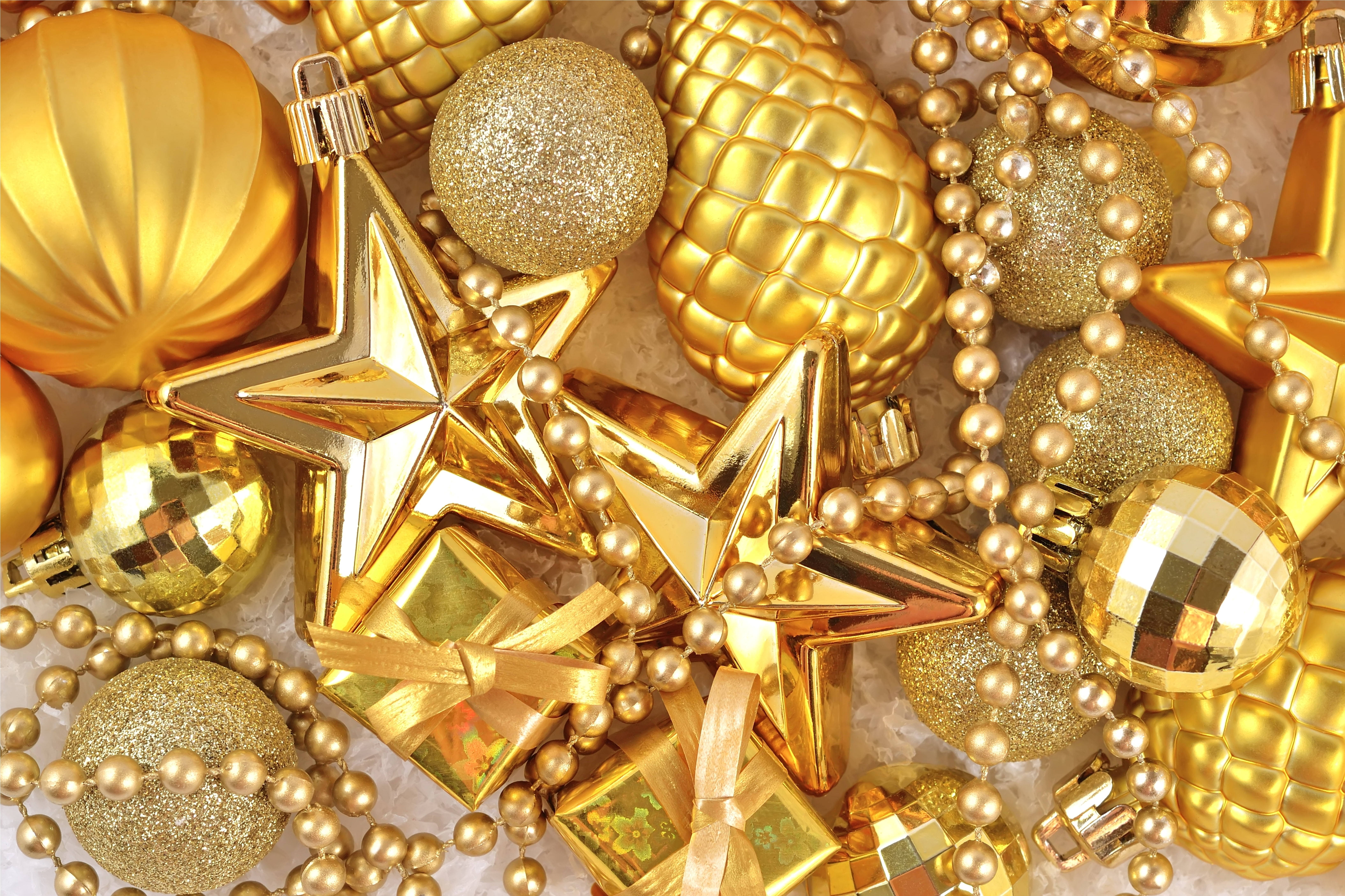 golden christmas ornaments, shimmering gold, Christmas ornaments beads, 5K Desktop Wallpaper