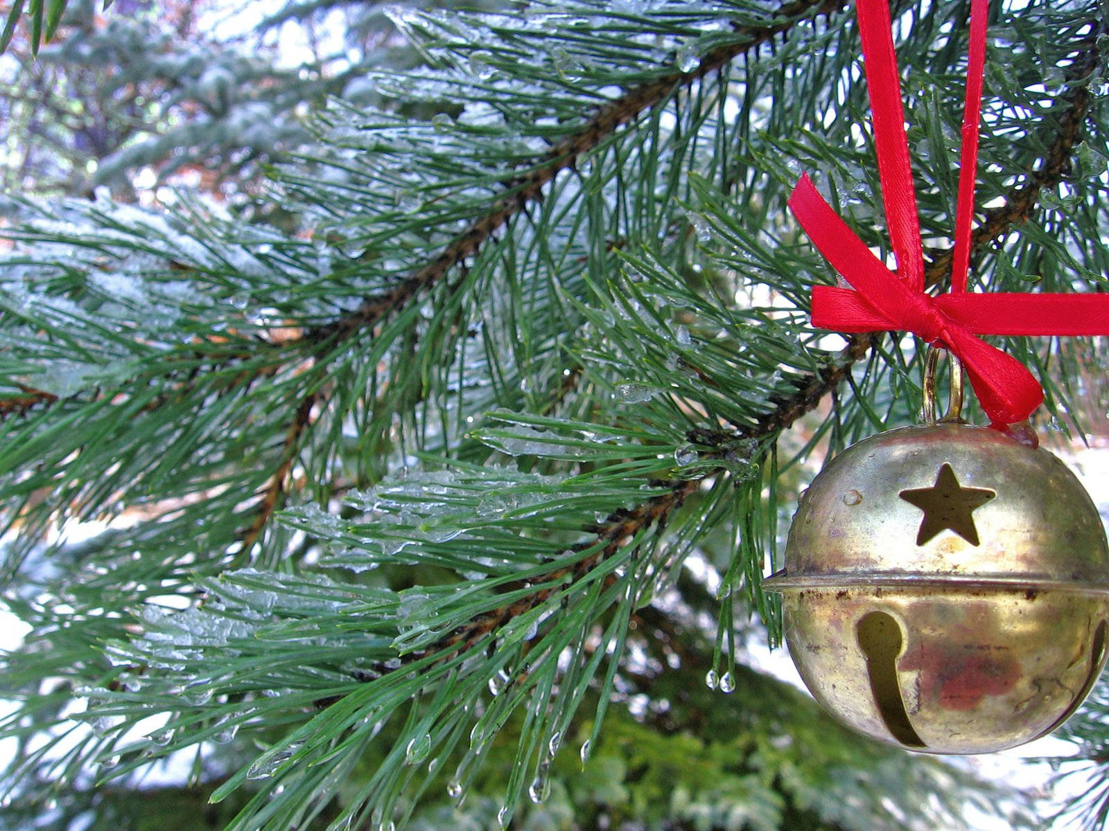 Christmas Bell, star cutout, vintage brass bell, HD Desktop Wallpaper