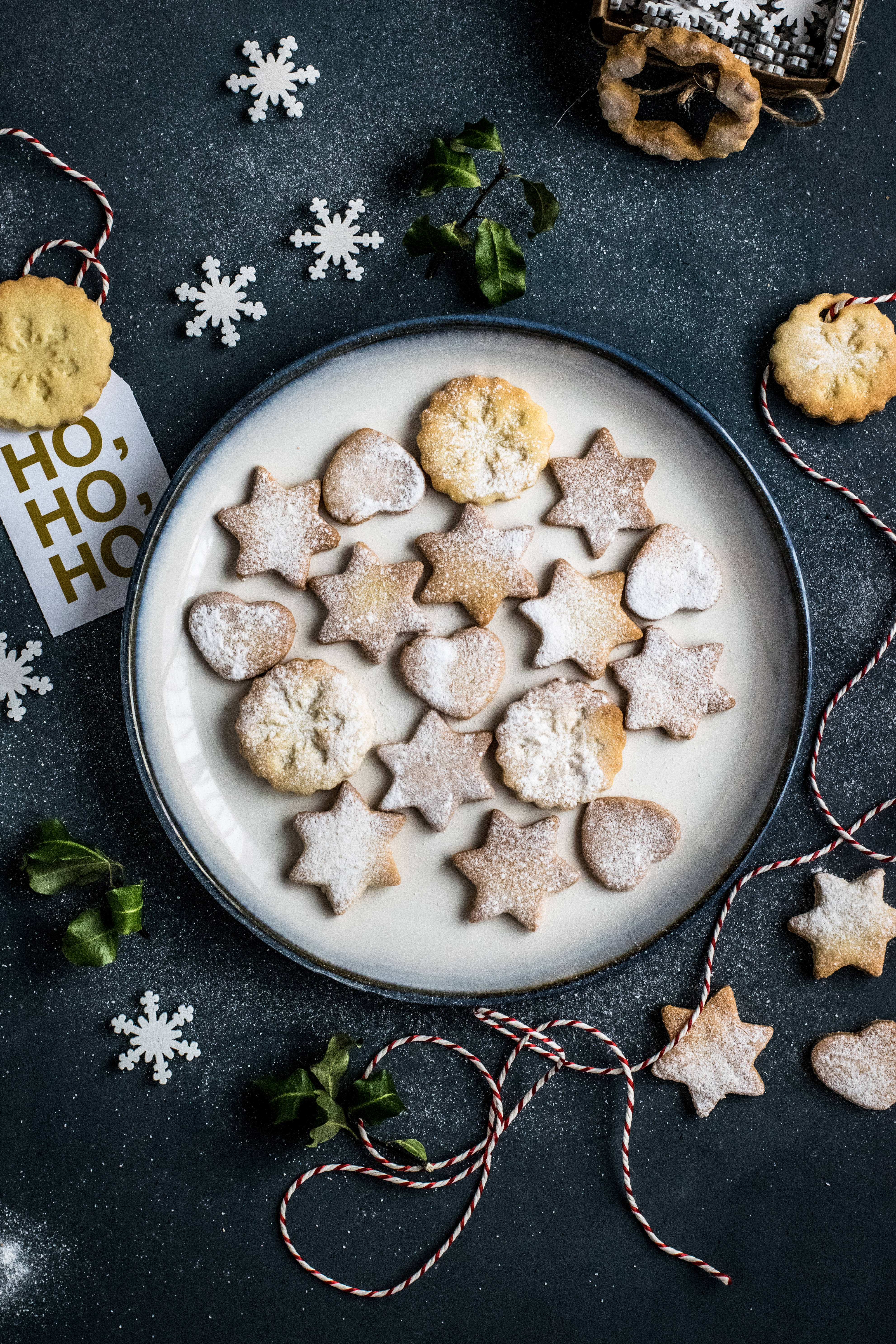 Christmas cookies, star-shaped cookies, heart-shaped cookies, 5K Phone Wallpaper