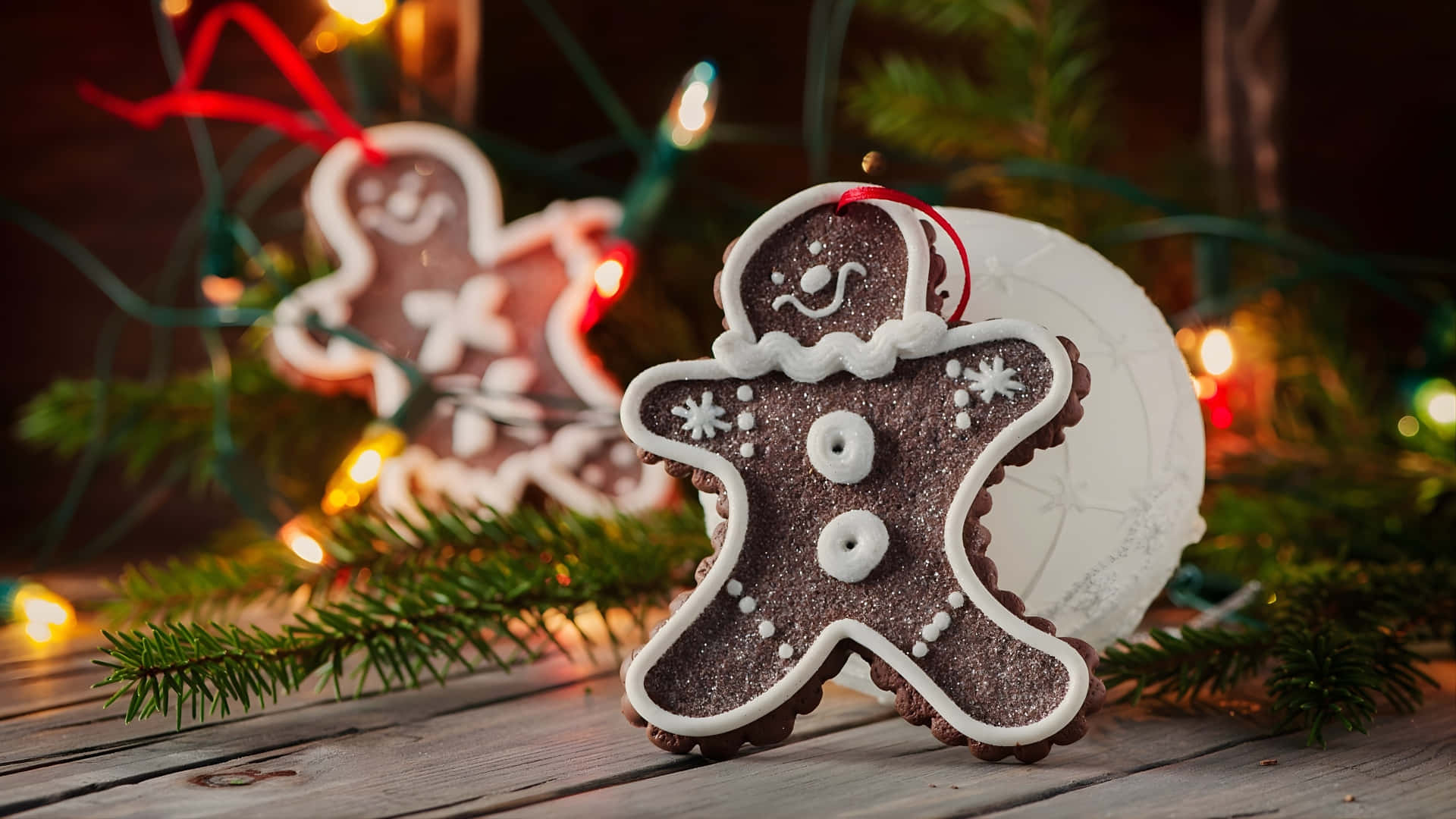 gingerbread man ornament, white icing snowflakes, buttons, Full HD Desktop Wallpaper