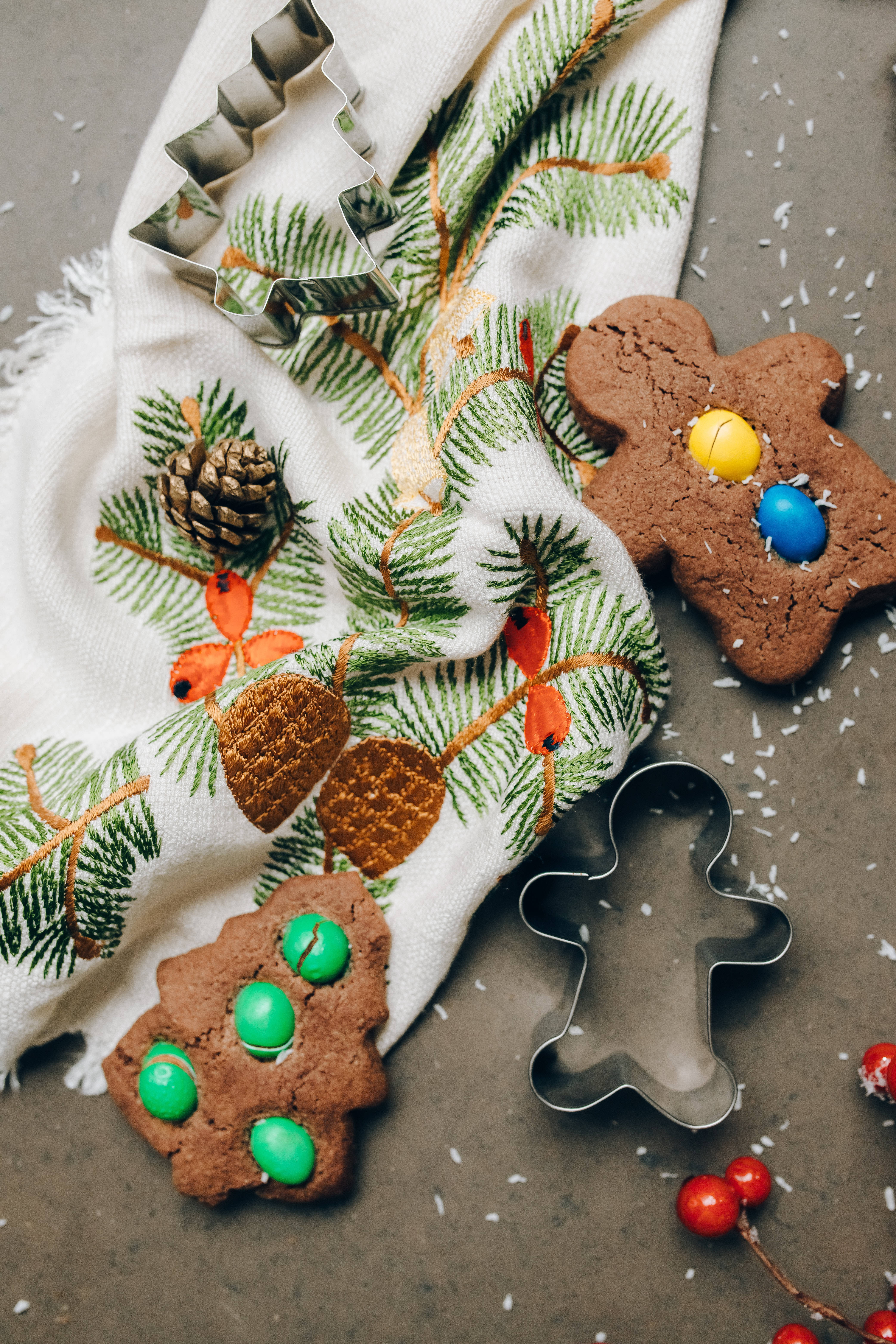 Christmas cookies cutter, gingerbread cookies, colorful candies, 5K Phone Wallpaper