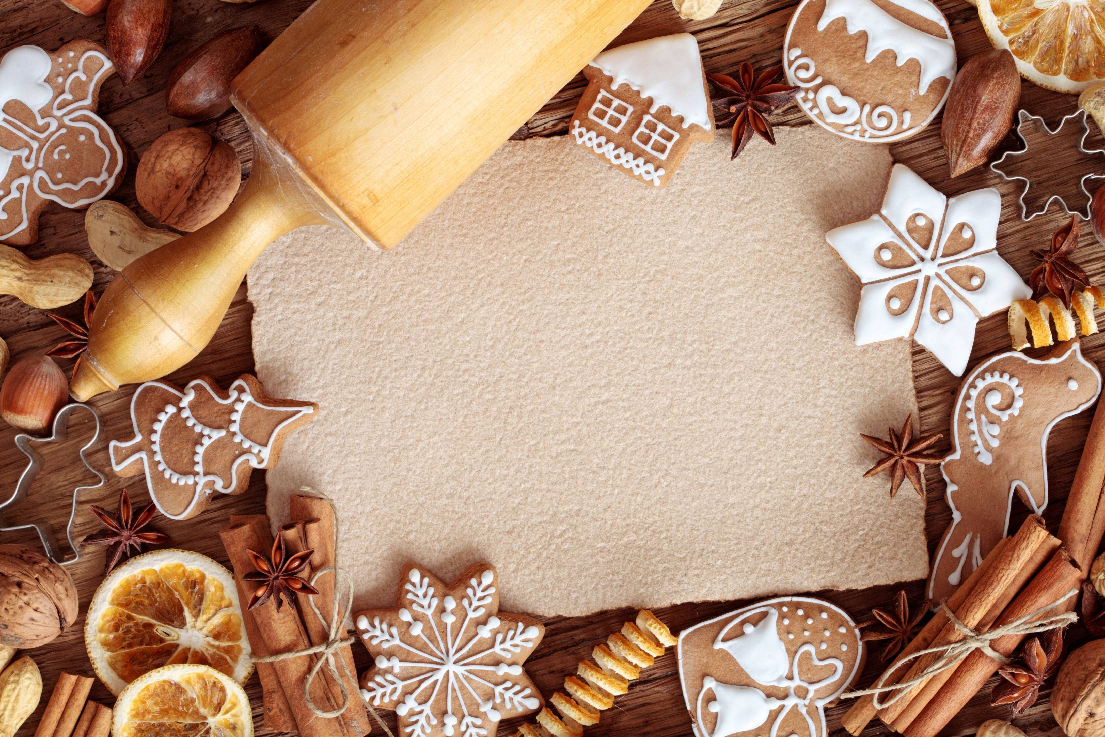 rustic wooden table, gingerbread cookies, cinnamon sticks, 4K Desktop Wallpaper