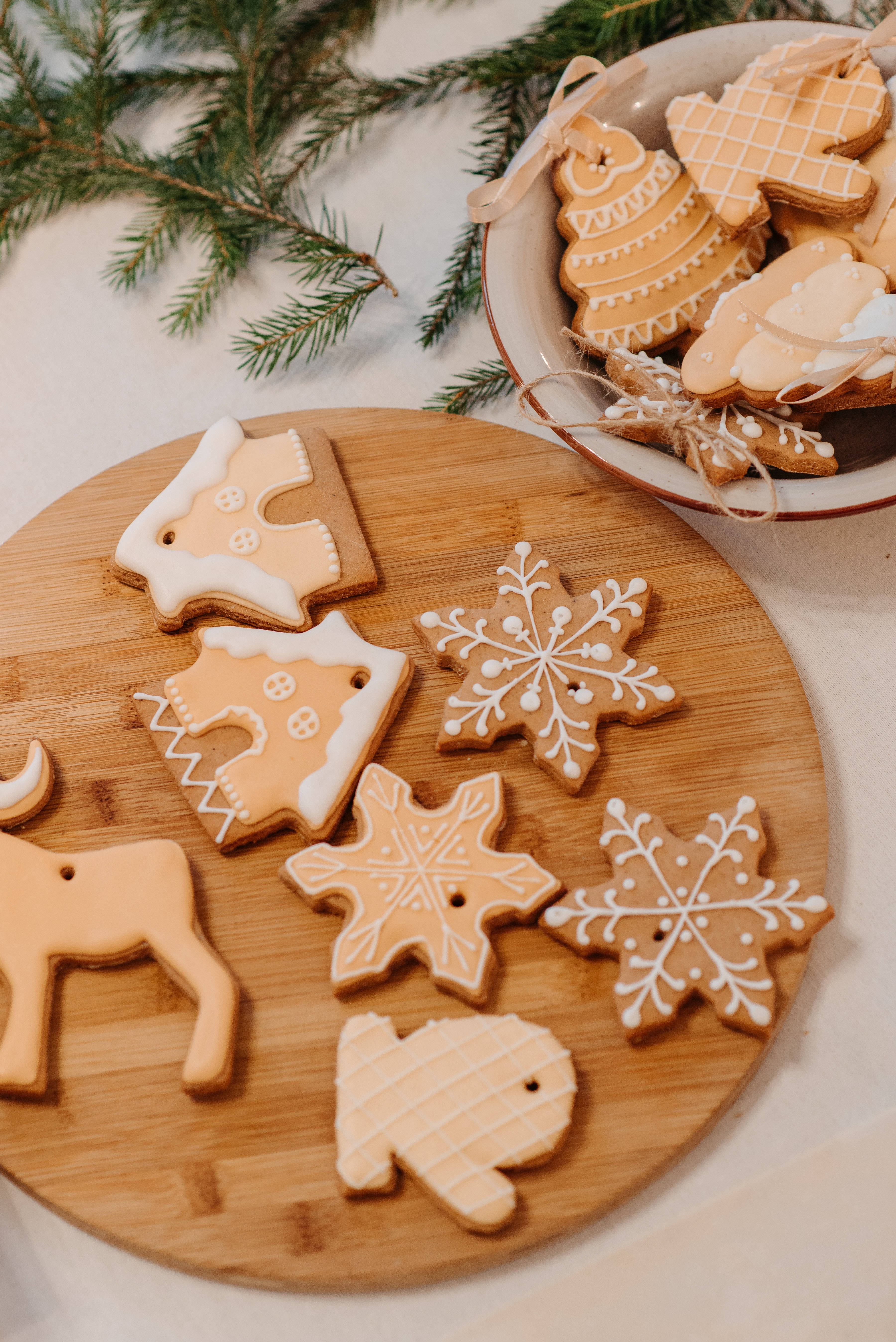 gingerbread cookies, snowflakes, houses, 5K Phone Wallpaper