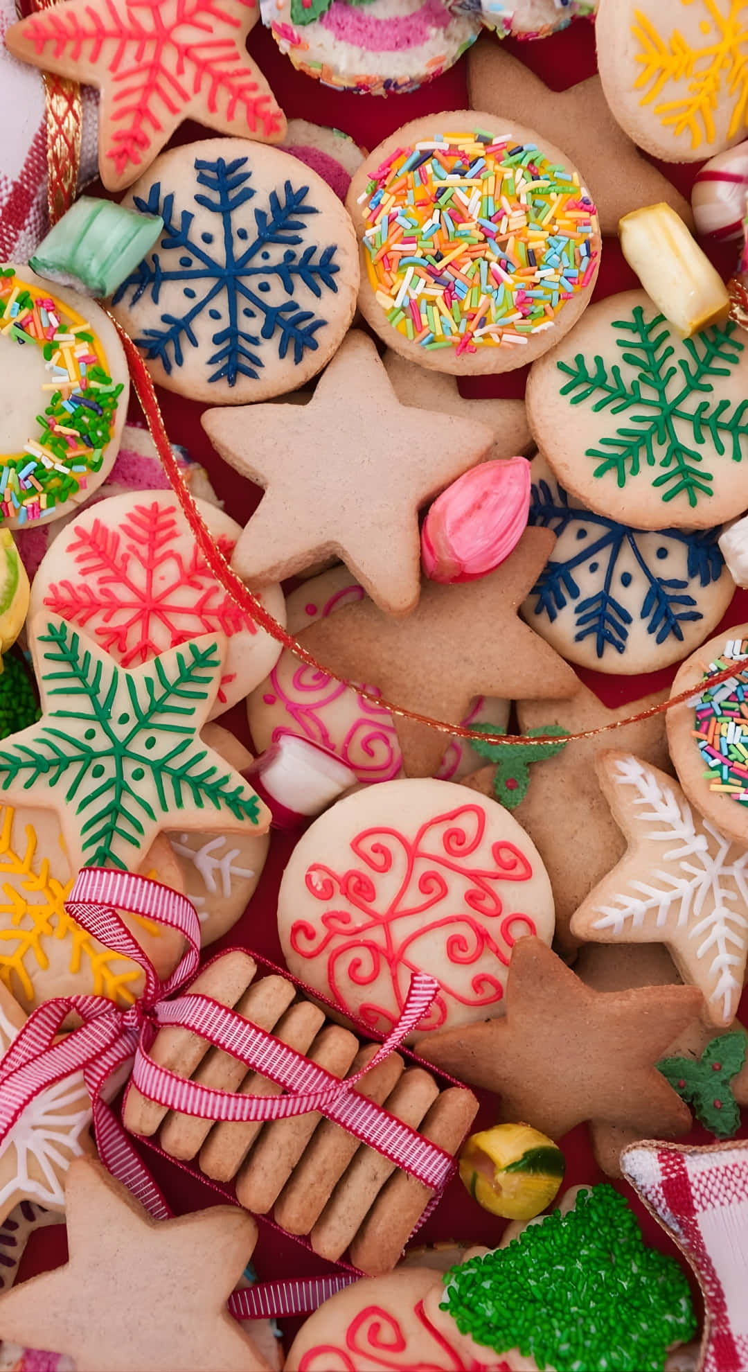 Christmas cookies, snowflakes swirls, sprinkles, Full HD Phone Wallpaper