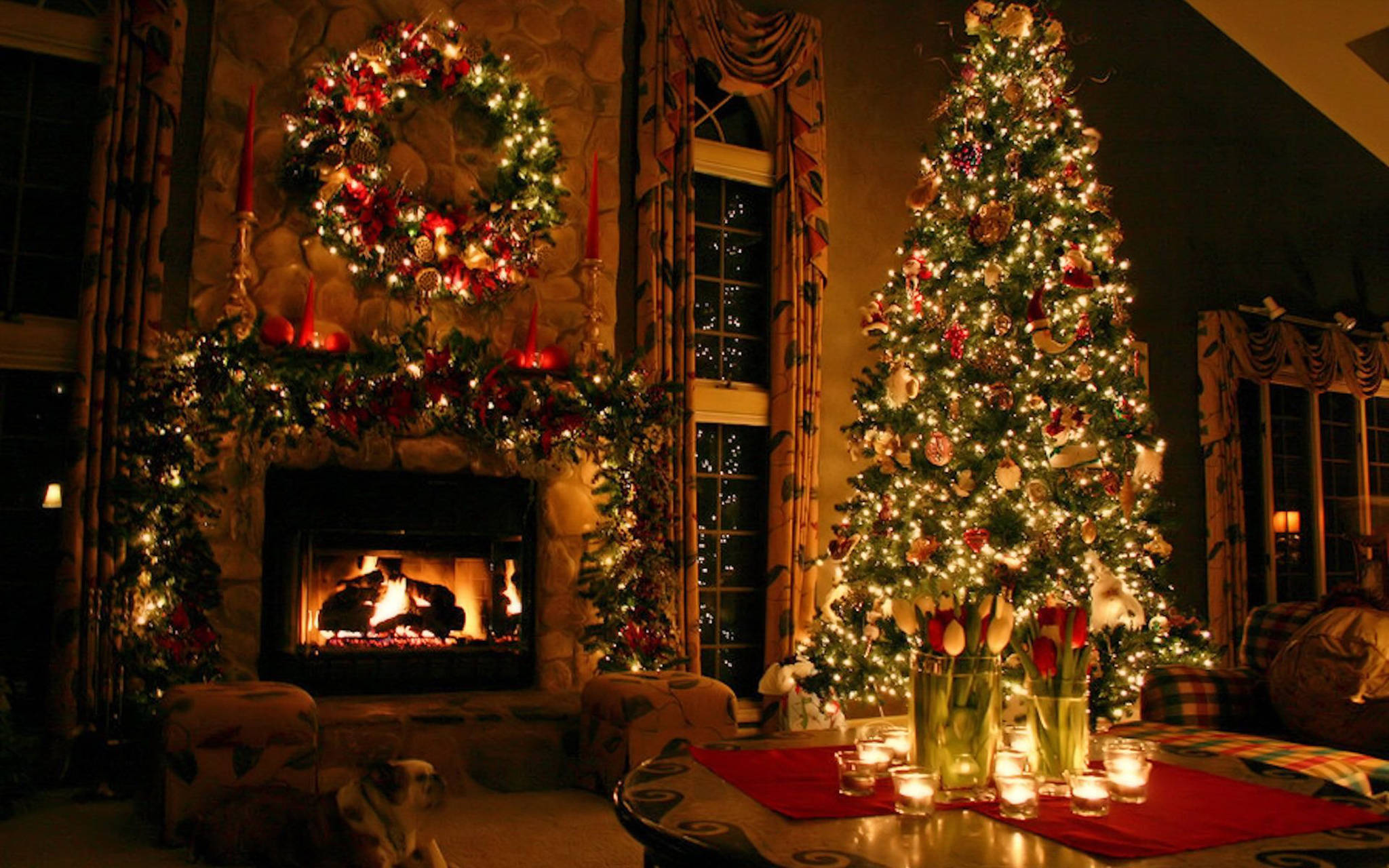Christmas Desktop, glowing fireplace, festive wreath, Full HD Desktop Wallpaper