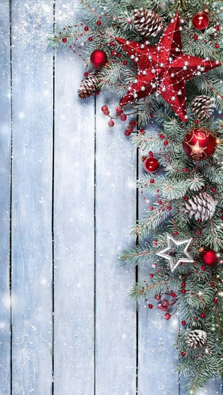 farmhouse christmas, red ornaments, pinecones, HD Phone Wallpaper