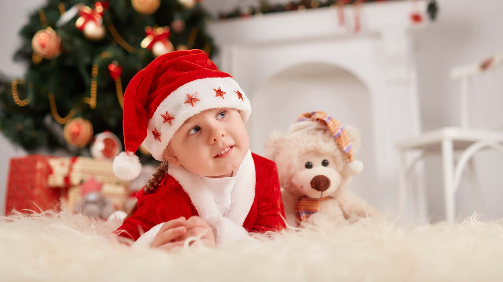 Santa hat, red Santa hat, fluffy white rug, Full HD Desktop Wallpaper