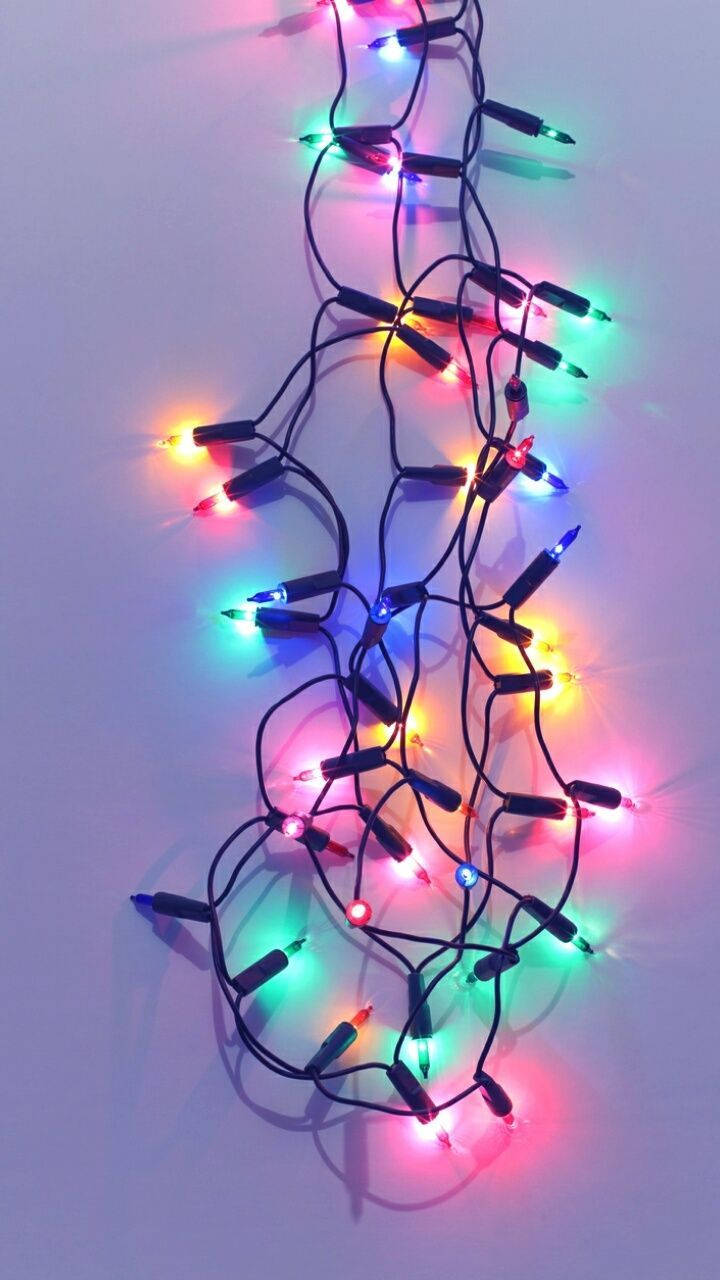 Christmas lights aesthetic, multicolored LED lights, light purple background, HD Phone Wallpaper