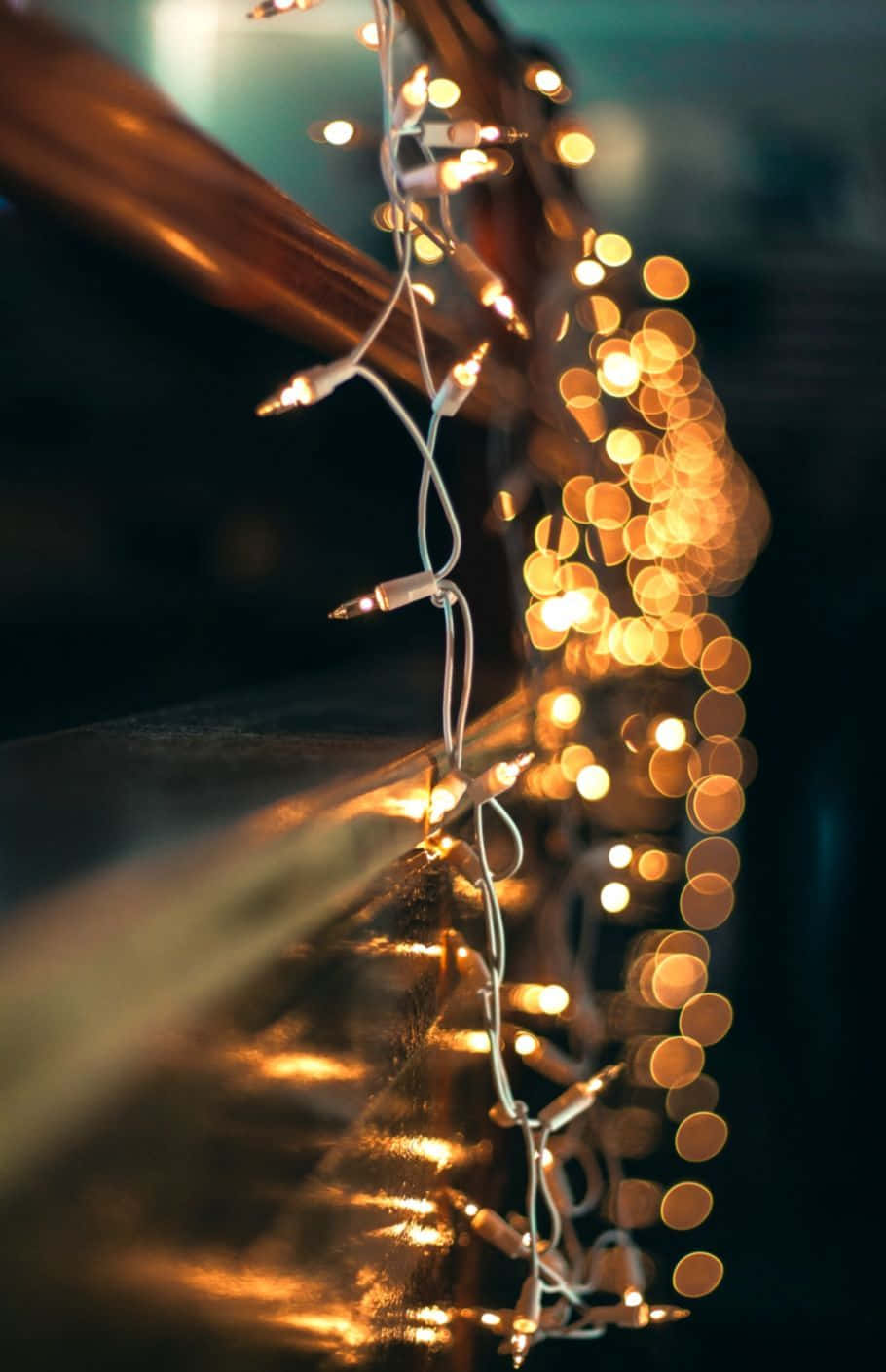 Christmas lights, twinkling Christmas lights, string lights, HD Phone Wallpaper