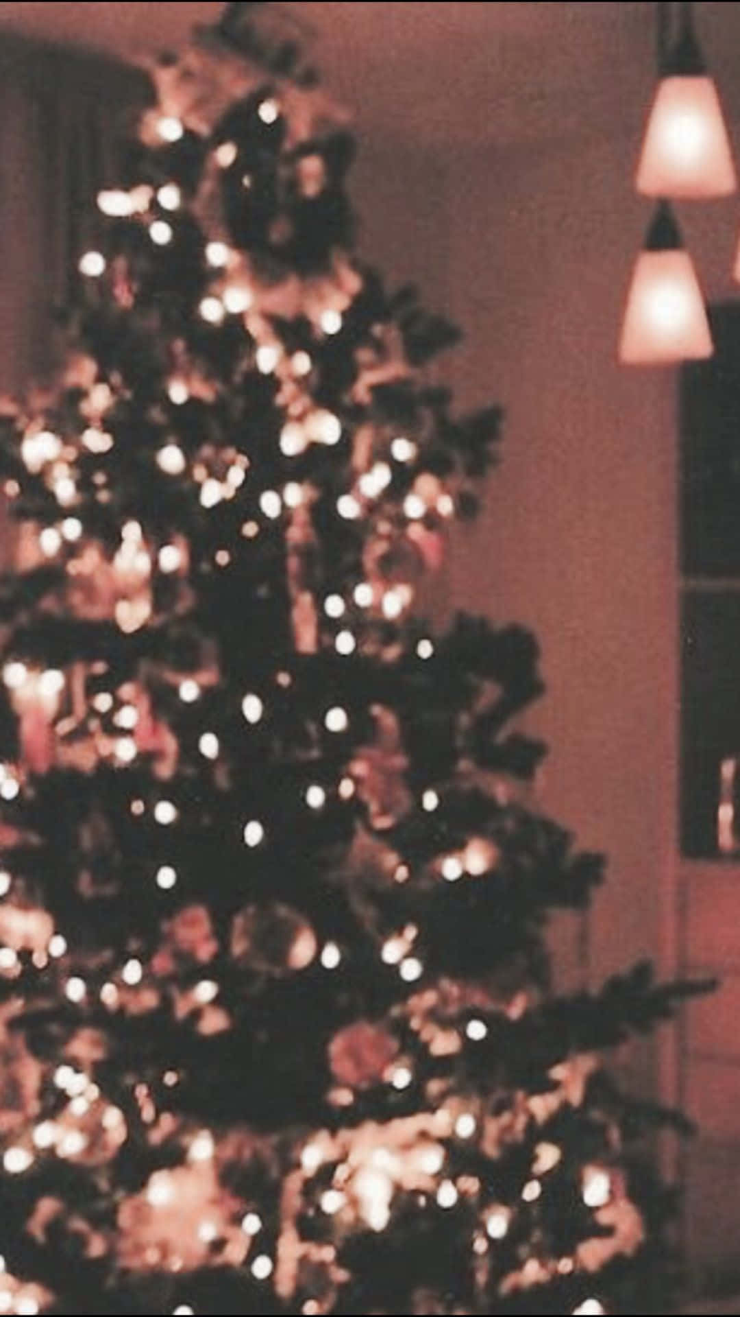 Christmas lights, twinkling lights, cozy indoor setting, Full HD Phone Wallpaper