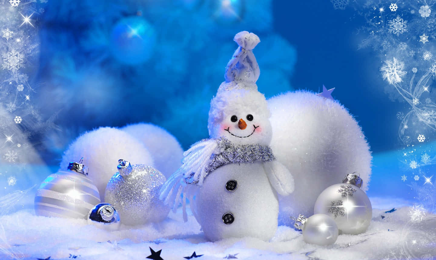 Christmas Snowman, silver ornaments, snowy ground, HD Desktop Wallpaper