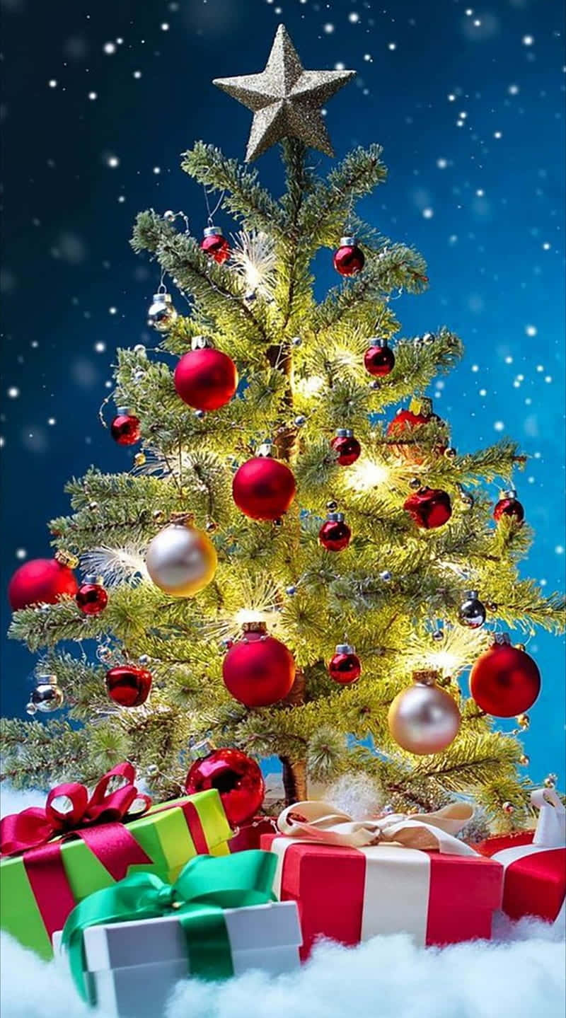 Christmas Tree, red and silver ornaments, star topper, HD Phone Wallpaper