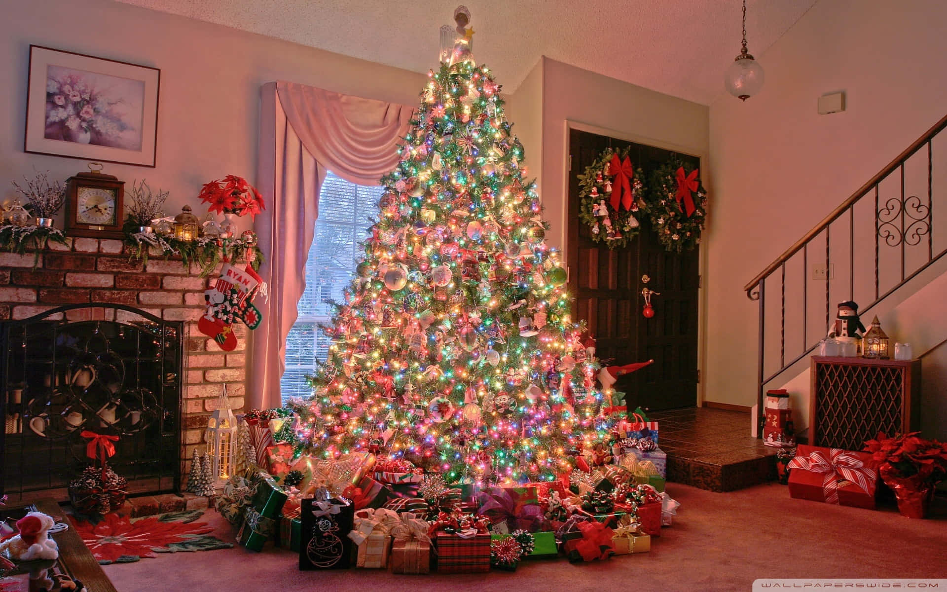 Christmas Village, Christmas tree, colorful lights, Full HD Desktop Wallpaper