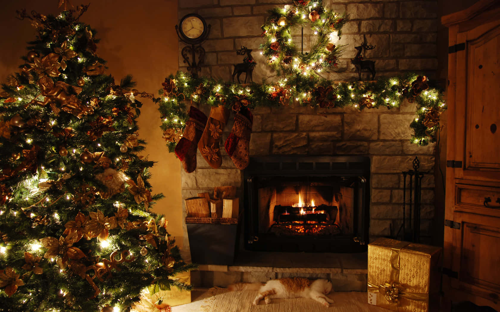 Christmas Village, lit fireplace, decorated tree, HD Desktop Wallpaper