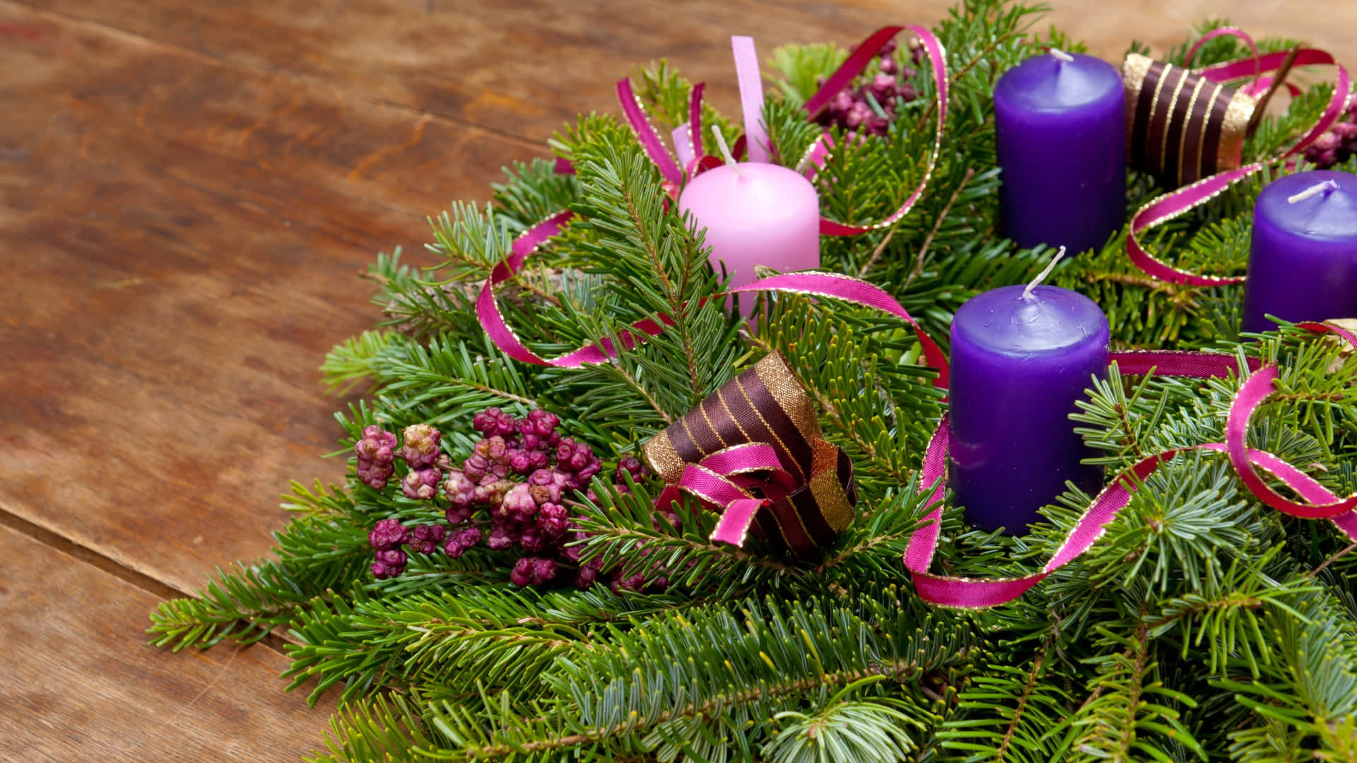 Christmas Wreath, green pine branches, purple candles, Full HD Desktop Wallpaper