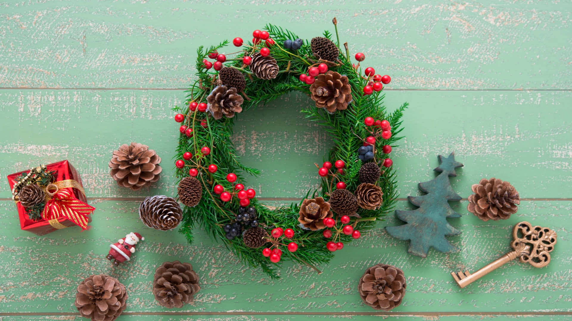Christmas Wreath, pinecones, red berries, Full HD Desktop Wallpaper