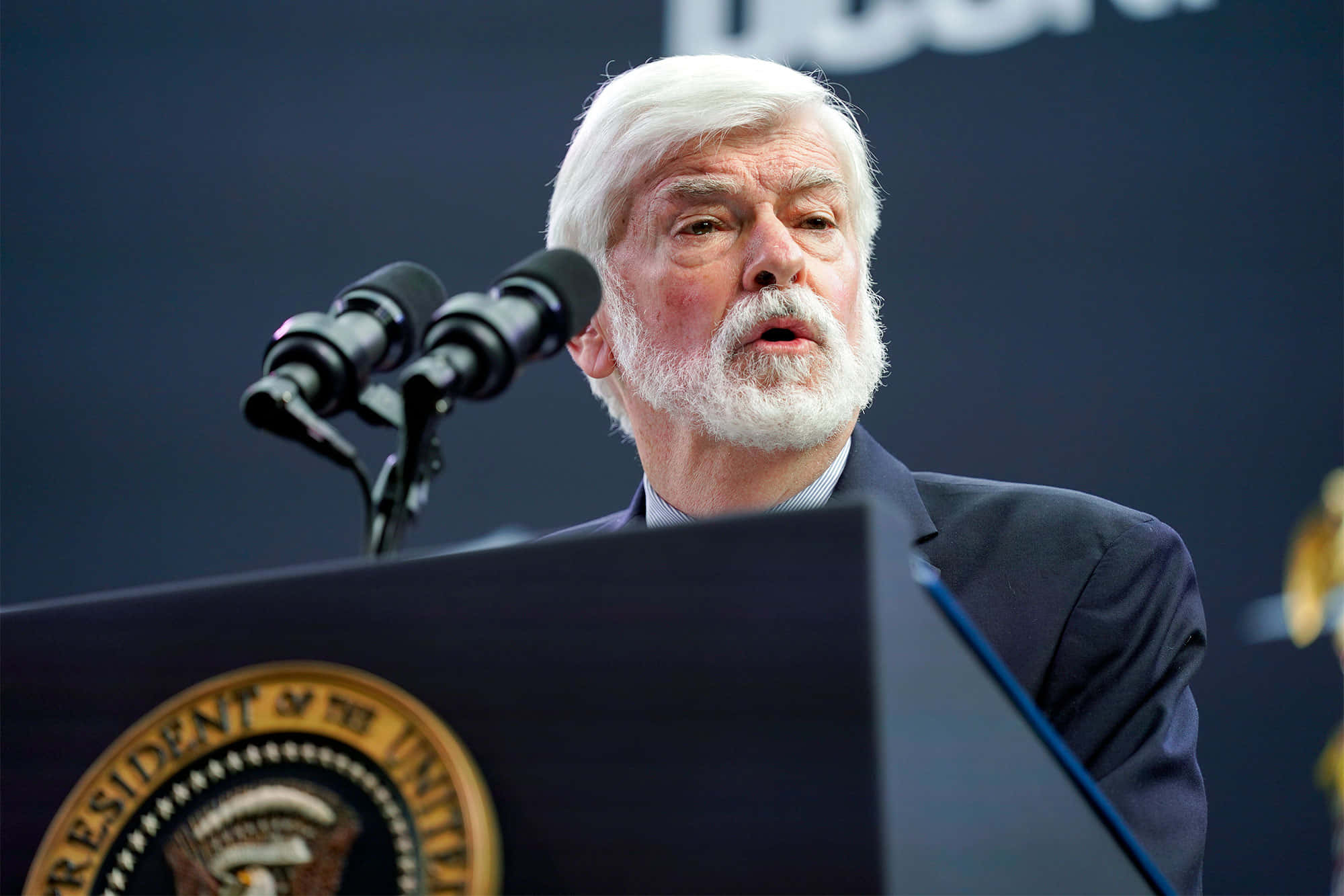 Christopher Dodd, presidential podium, microphones, Full HD Desktop Wallpaper