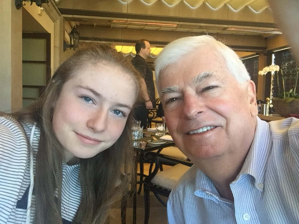 Christopher Dodd, daughter, restaurant table, SD Desktop Wallpaper