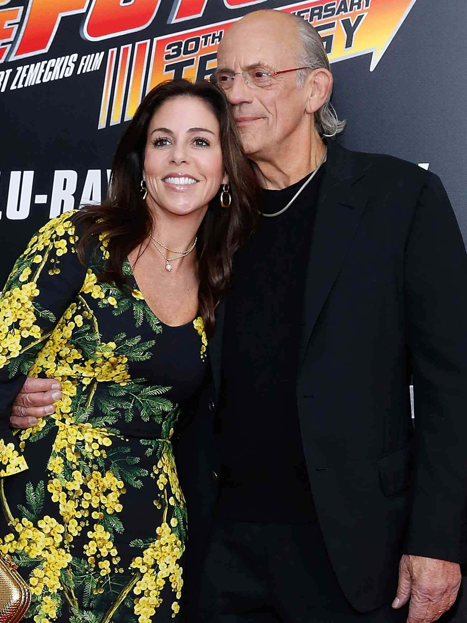 Christopher Lloyd, movie premiere backdrop, black dress, Full HD Phone Wallpaper