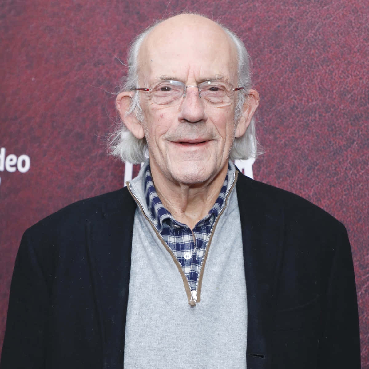 Christopher Lloyd, red carpet appearance, maroon backdrop, SD Desktop Wallpaper