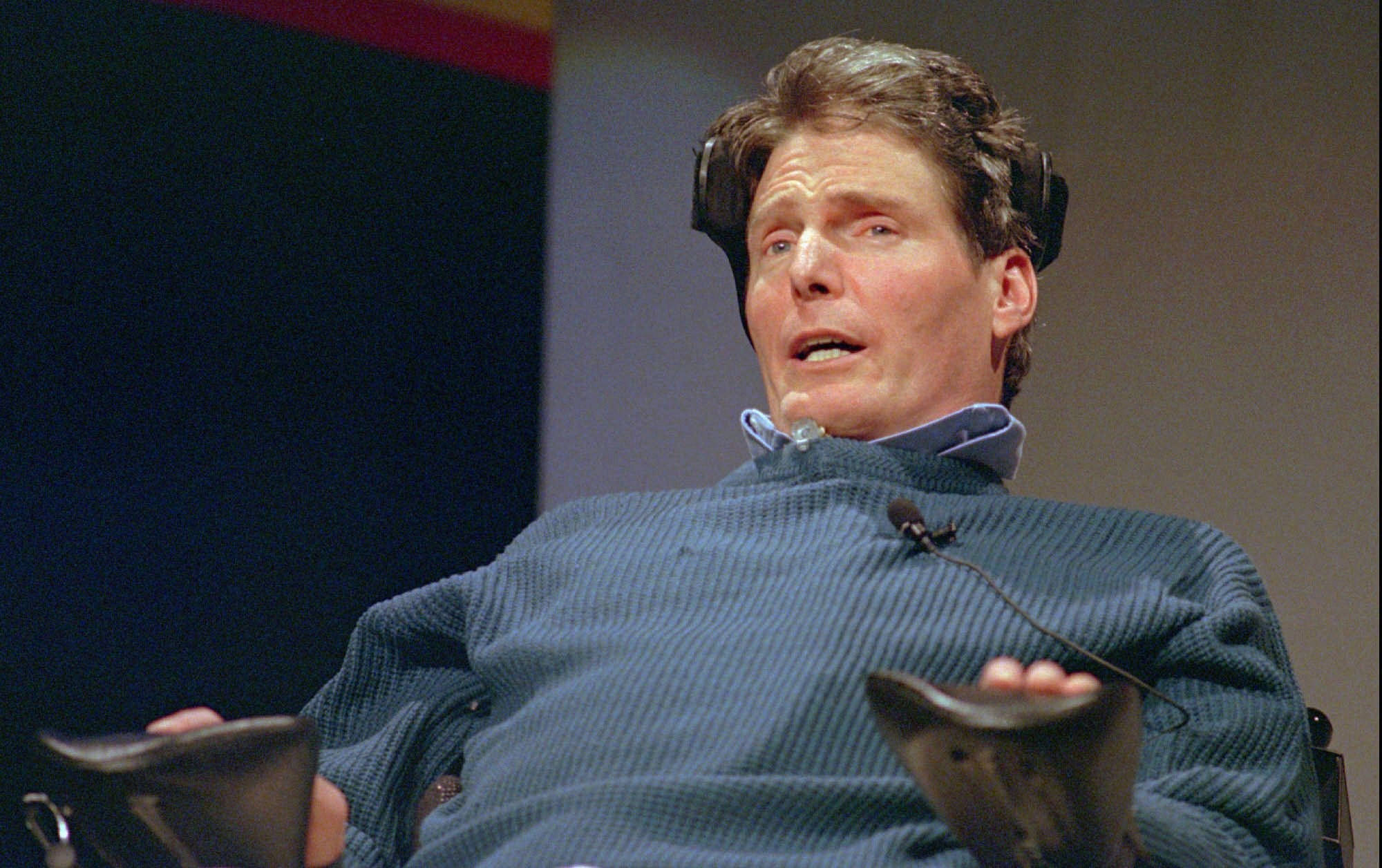 Christopher Reeve, blue sweater, wheelchair, Full HD Desktop Wallpaper