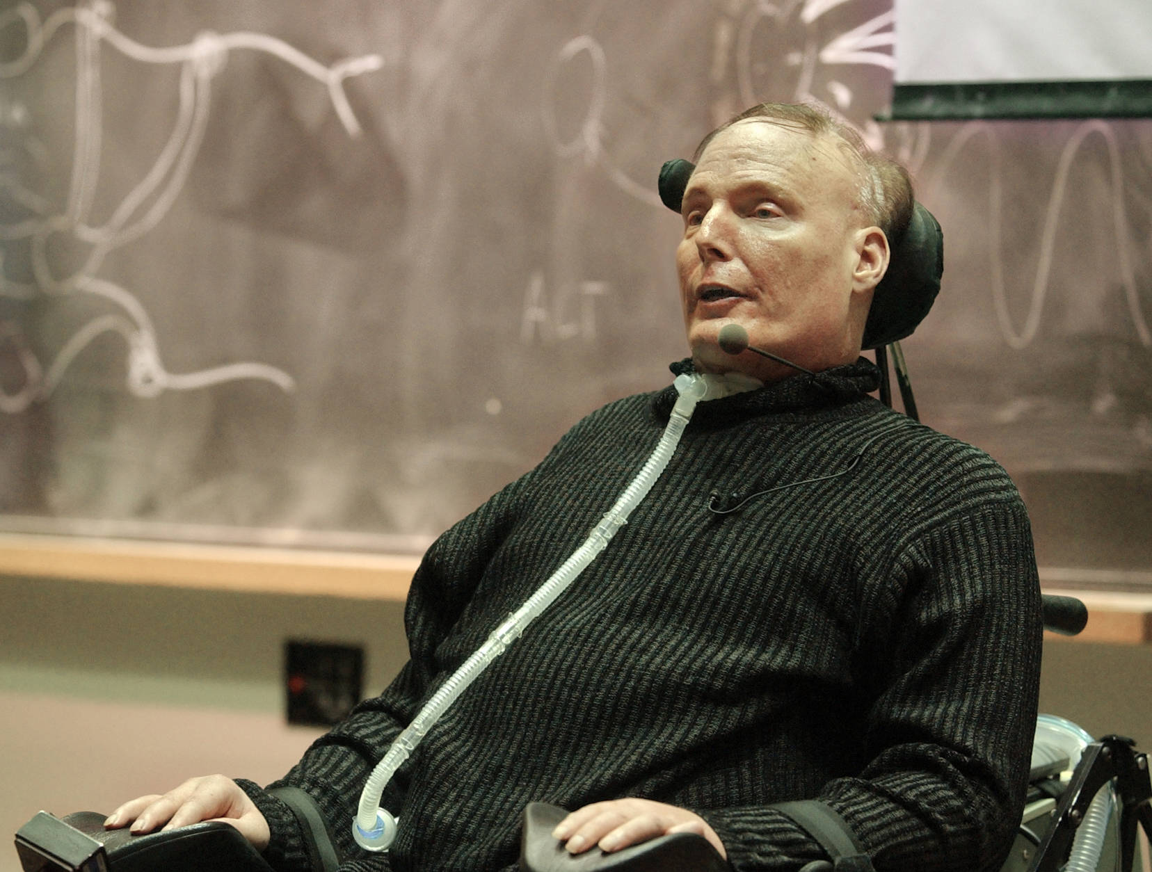 Christopher Reeve, wheelchair, breathing tube, HD Desktop Wallpaper