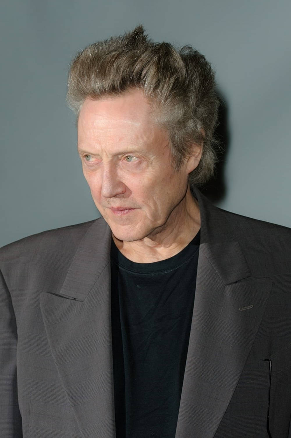 Christopher Walken, gray suit jacket, black t-shirt, HD Phone Wallpaper