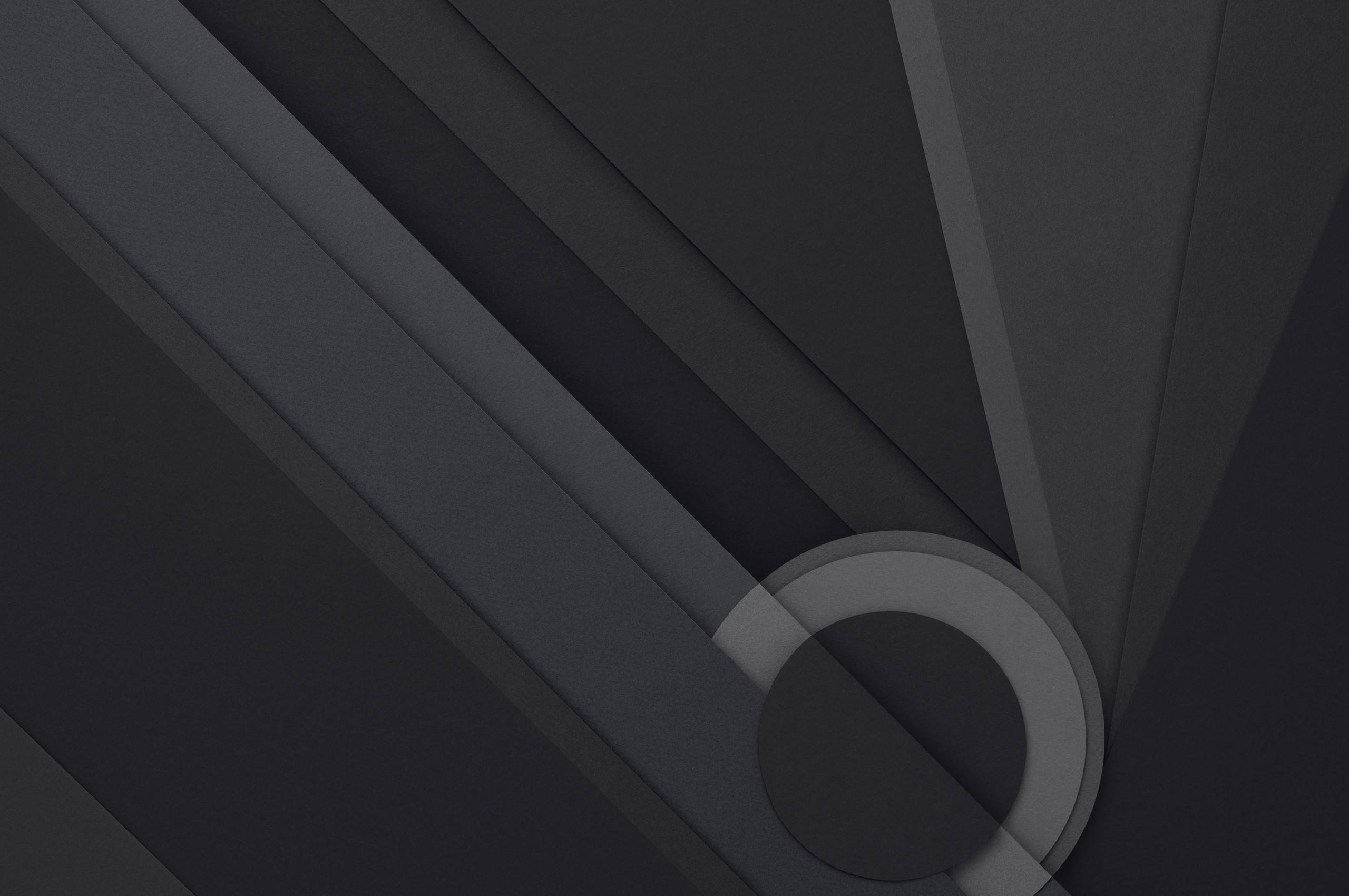 Chrome logo, dark gray ribbons, central circular motif, 2K Desktop Wallpaper