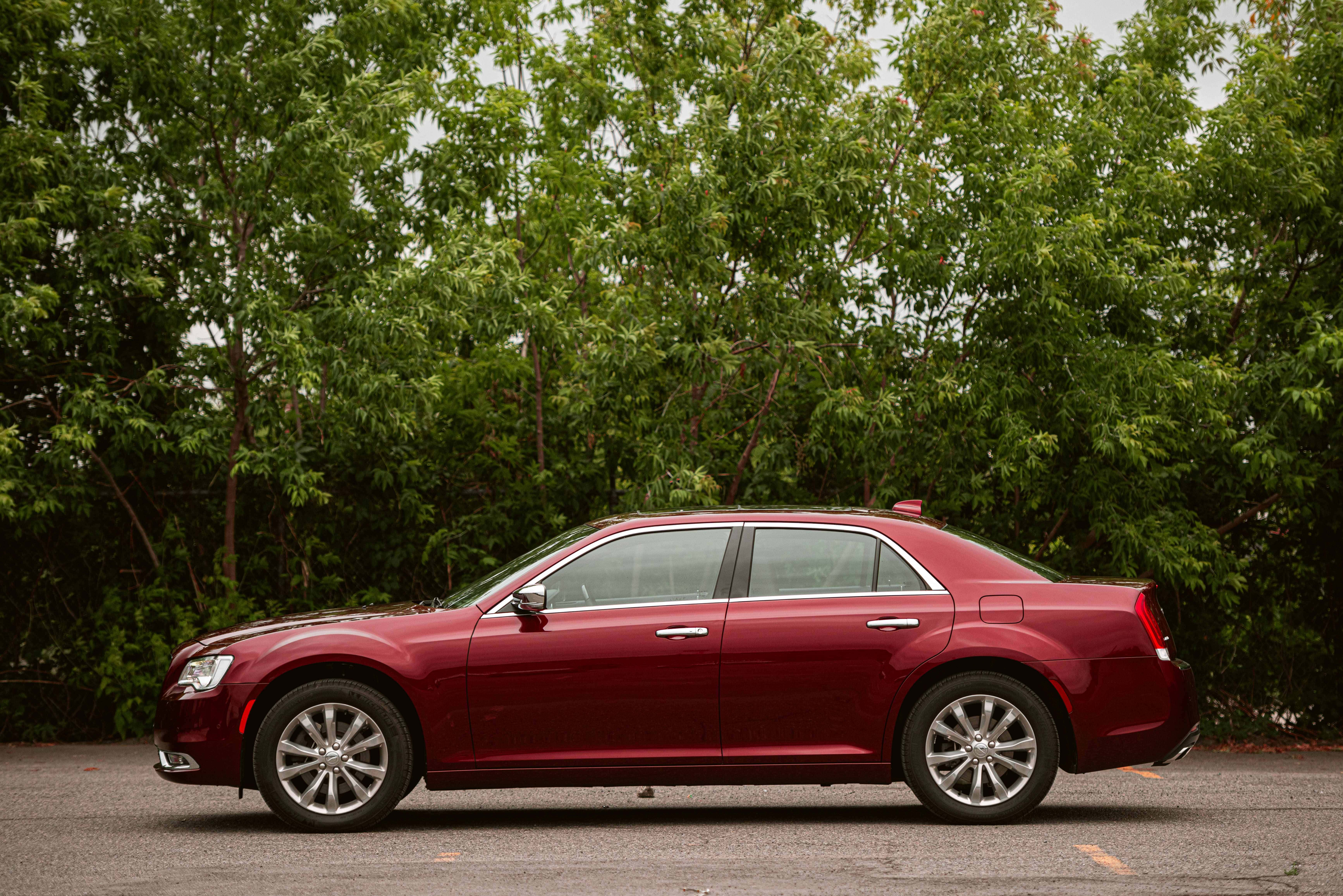 Chrysler 300, glossy red, asphalt, 5K Desktop Wallpaper