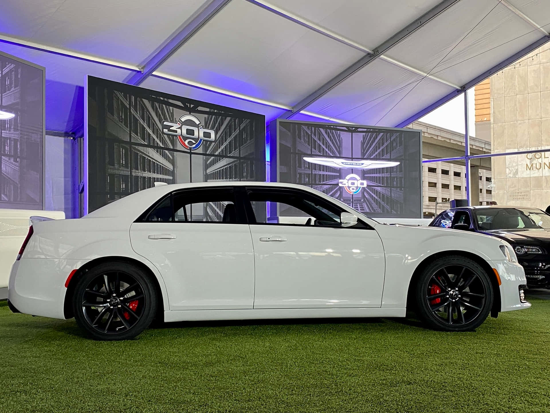 Chrysler 300, white, black rims, Full HD Desktop Wallpaper