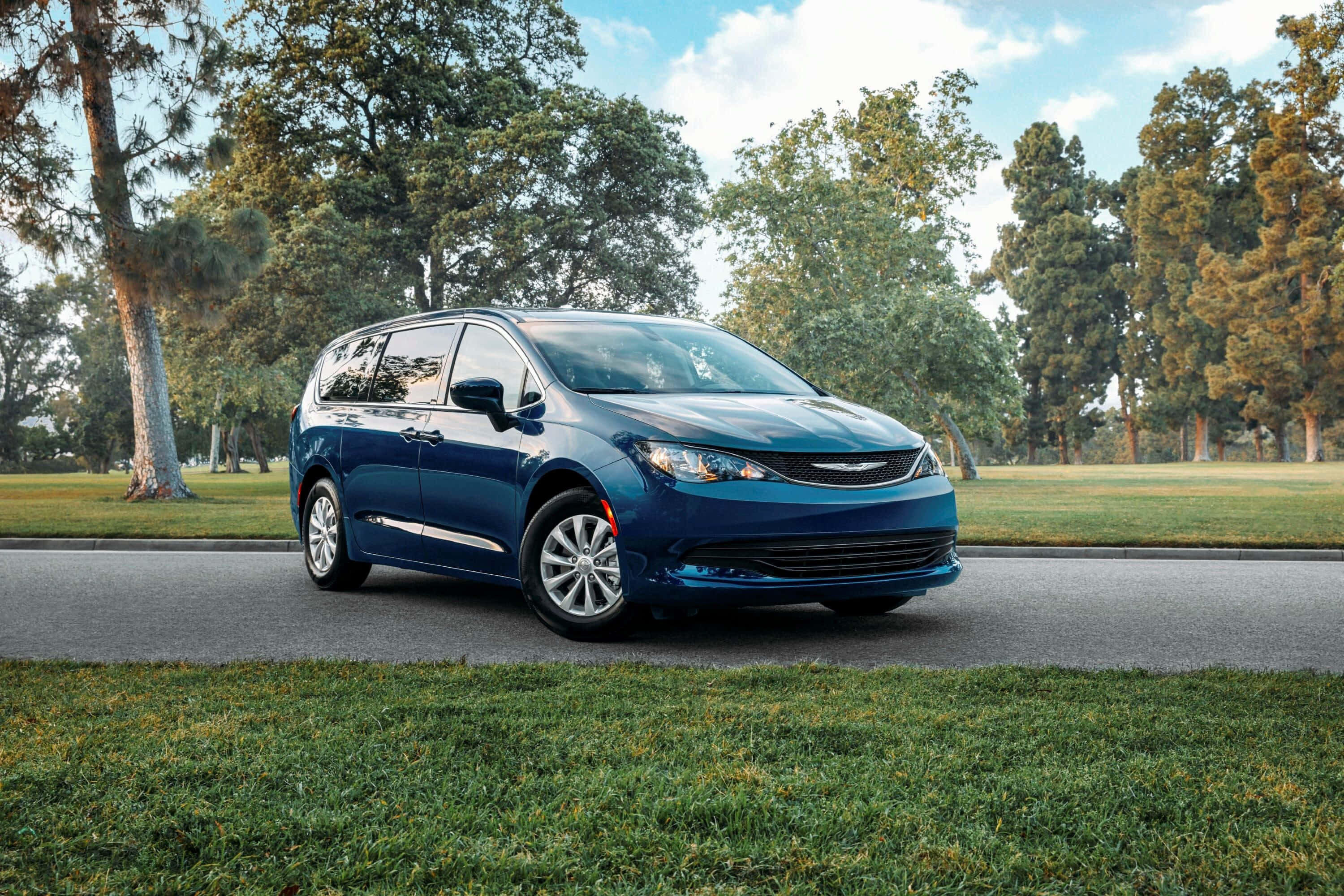 Chrysler Voyager, blue, paved road, 2K Desktop Wallpaper