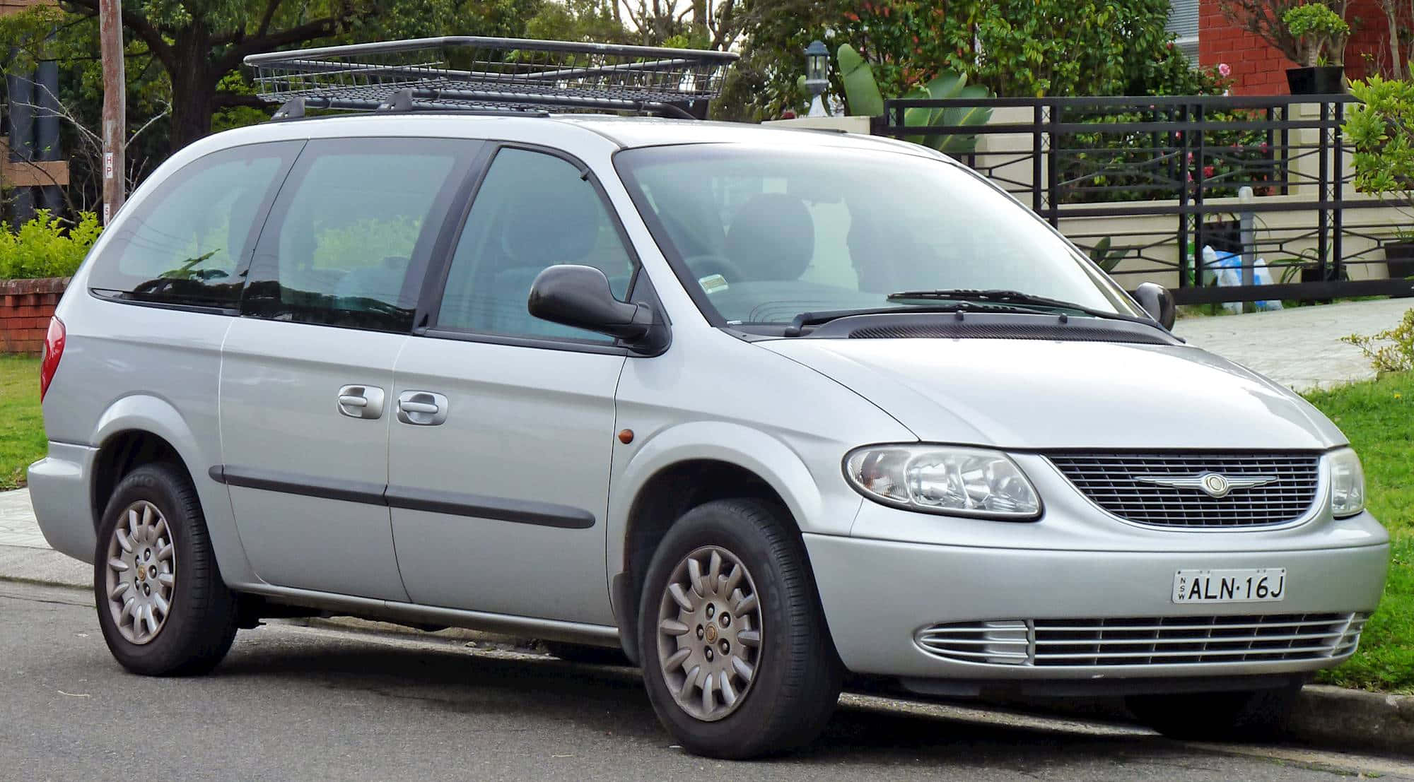 Chrysler Voyager 2000, x 1107, silver, Full HD Desktop Wallpaper